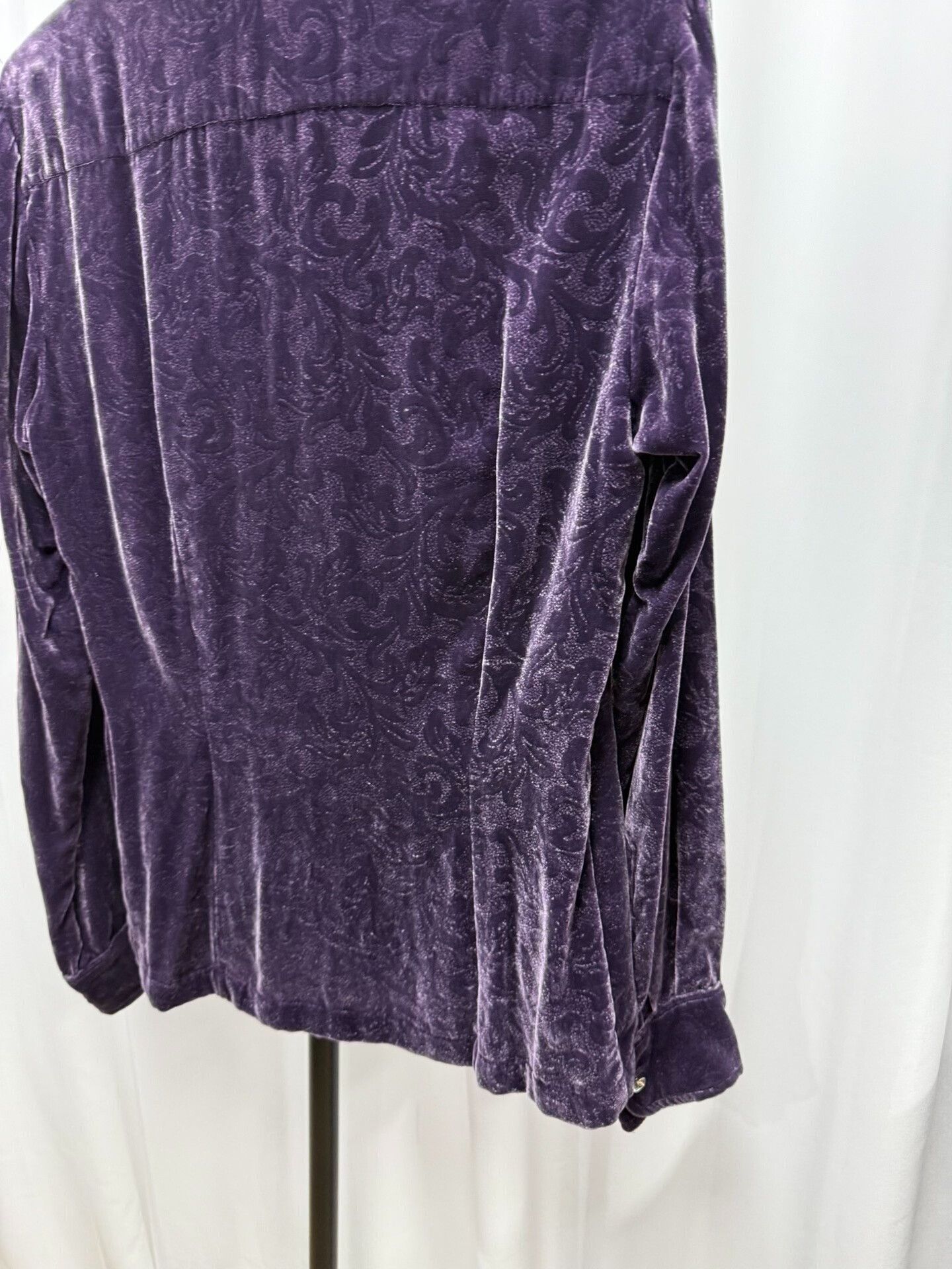 Dries Van Noten Dries Van Noten Velvet Shirt with Gem Buttons Size US S / EU 44-46 / 1 - 7 Thumbnail