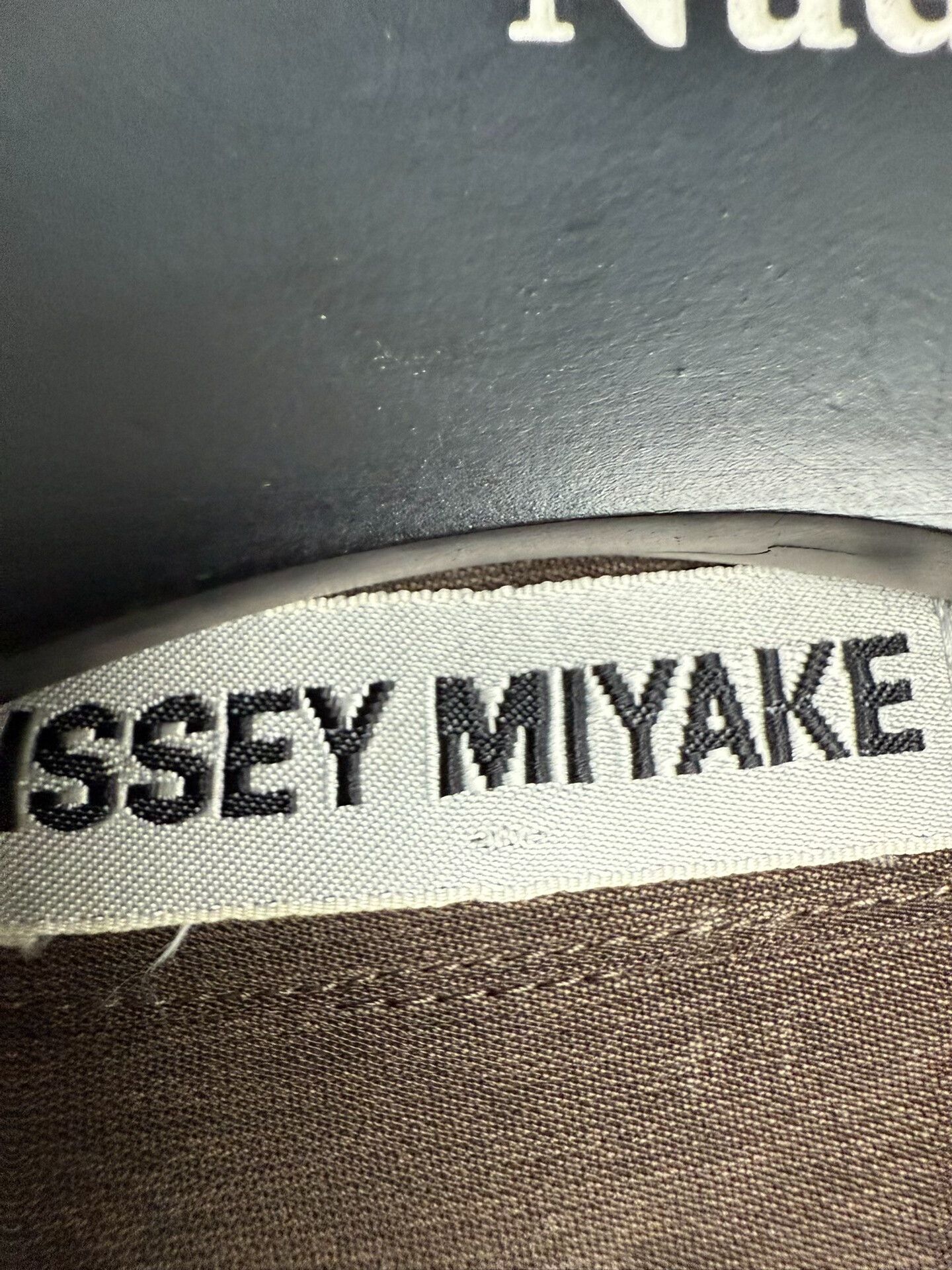 Issey Miyake Issey Miyake Elegant Collared Jacket Size US L / EU 52-54 / 3 - 6 Thumbnail