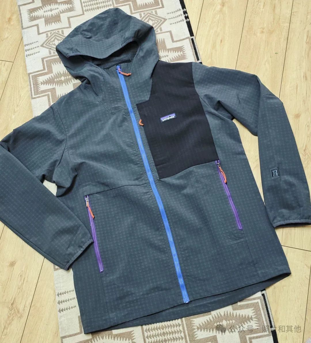 Patagonia Patagonia R1 TechFace Hooded Size US L / EU 52-54 / 3 - 6 Thumbnail