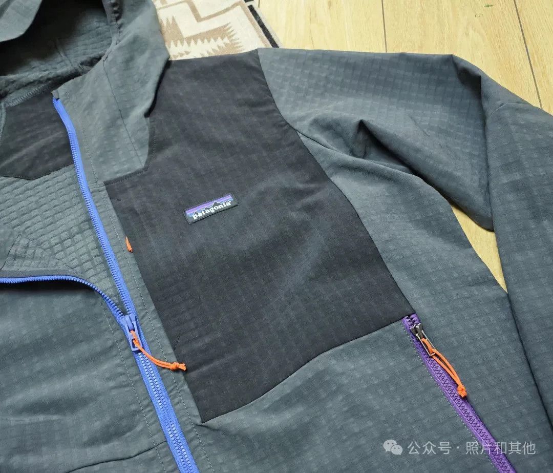 Patagonia Patagonia R1 TechFace Hooded Size US L / EU 52-54 / 3 - 7 Thumbnail