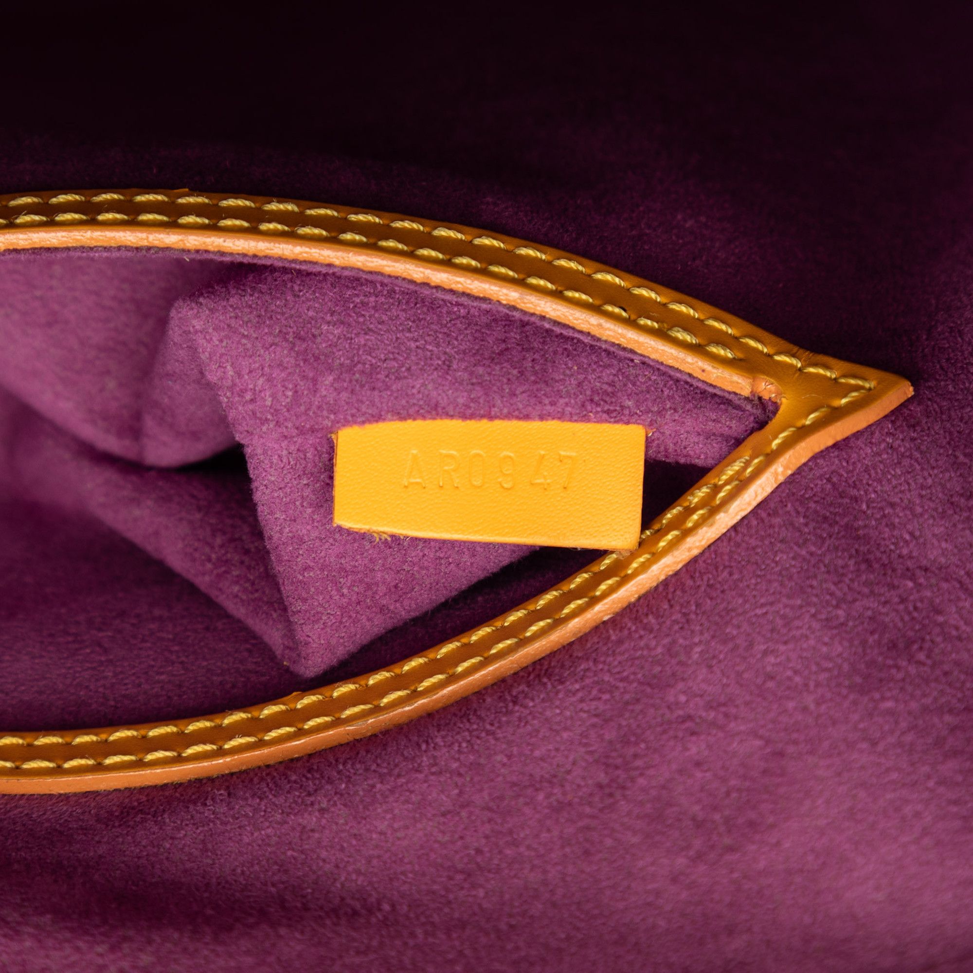 Louis Vuitton Louis Vuitton Epi Alma PM Size ONE SIZE - 6 Thumbnail