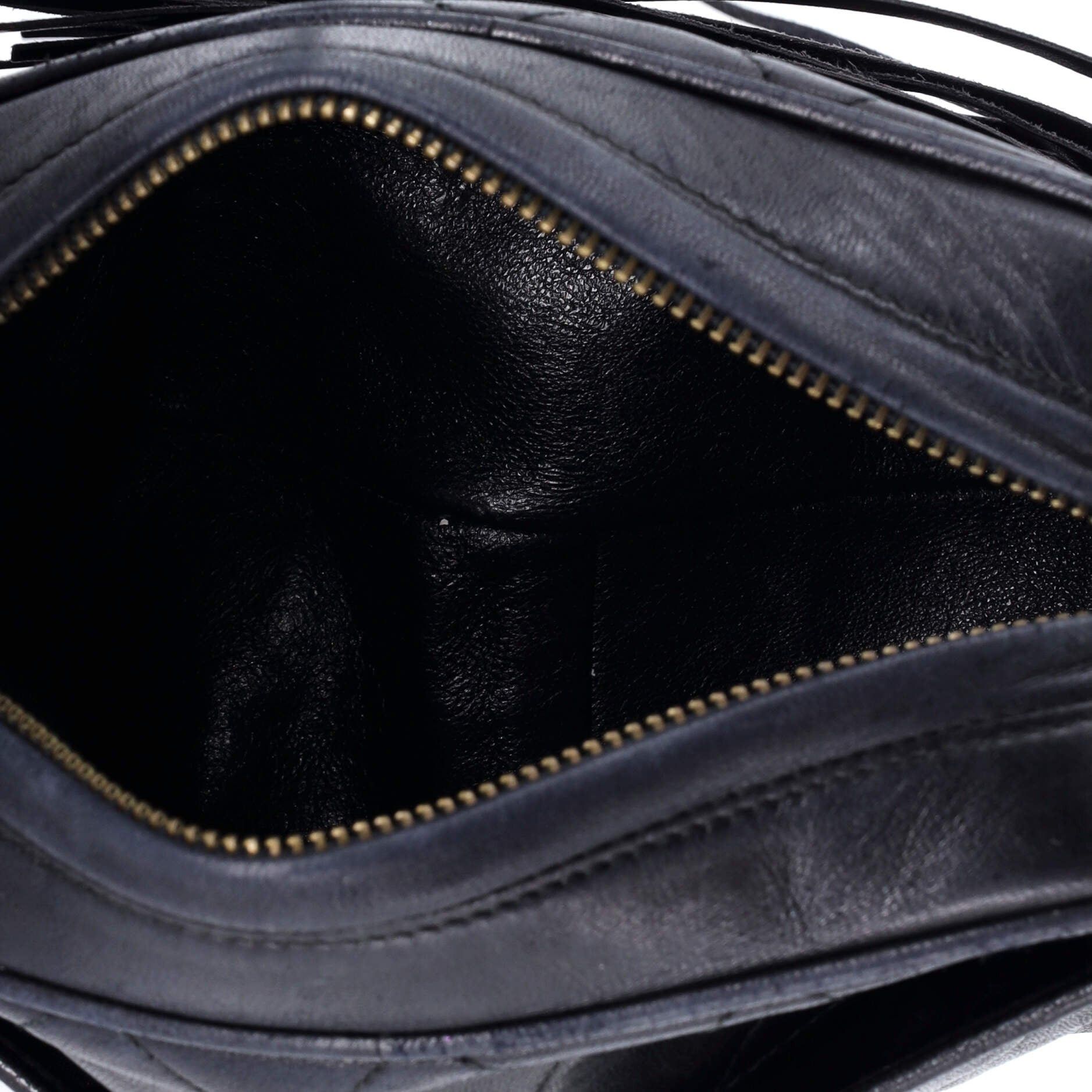 Chanel Vintage Diamond CC Slit Pocket Camera Bag Size ONE SIZE - 5 Thumbnail