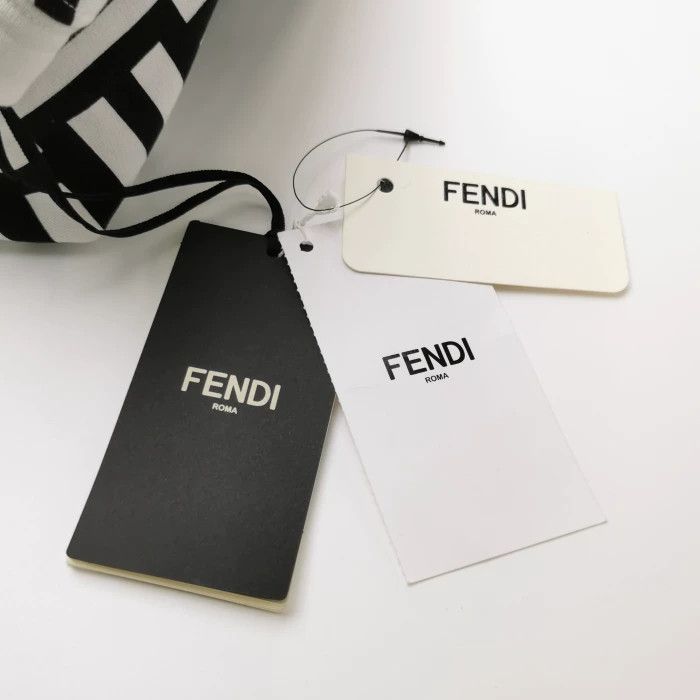 Fendi Fendi Cotton Logo Crewneck Sweatshirt M Size US M / EU 48-50 / 2 - 4 Thumbnail