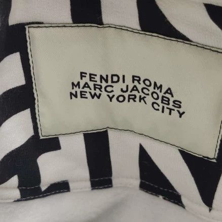 Fendi Fendi Cotton Logo Crewneck Sweatshirt M Size US M / EU 48-50 / 2 - 5 Thumbnail