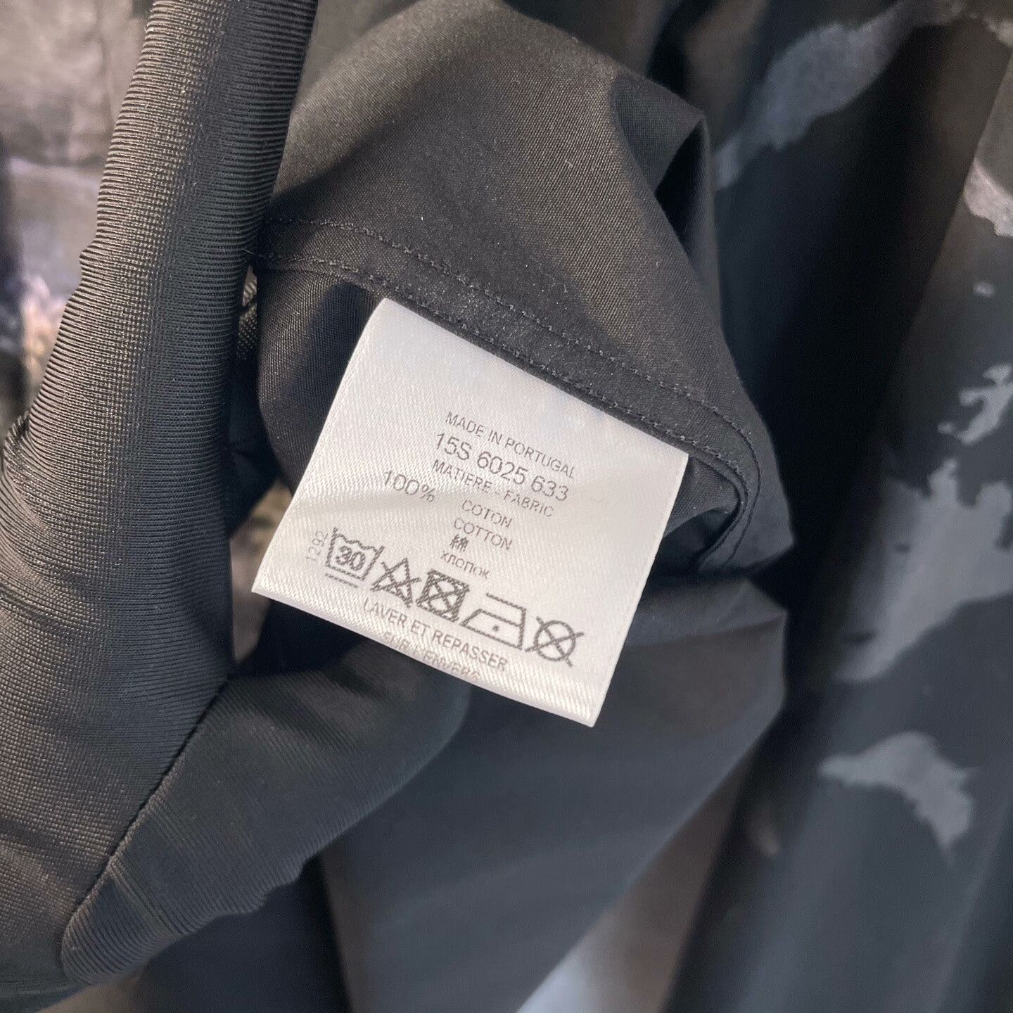 Givenchy Givenchy Black Dog Print Long-Sleeve Shirt Size US S / EU 44-46 / 1 - 5 Thumbnail