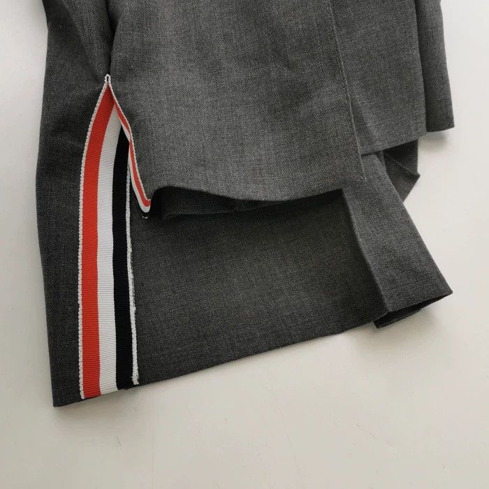 Thom Browne Thom Browne Wool Solid Pleated Skirt 42 Size 42" / US 20 - 4 Thumbnail