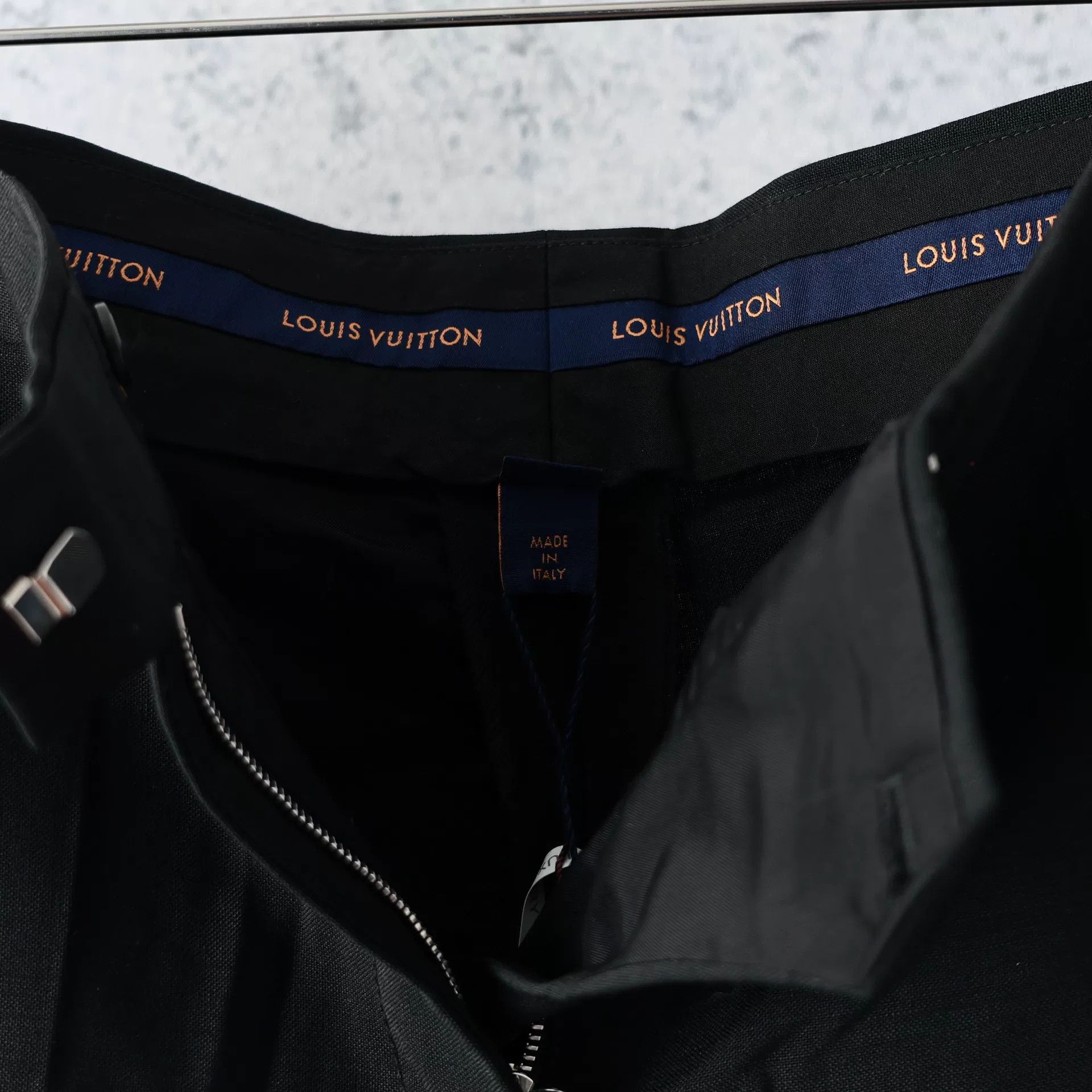 Louis Vuitton Louis Vuitton Black Wool Straight Trousers 38 Size US 27 - 3 Thumbnail