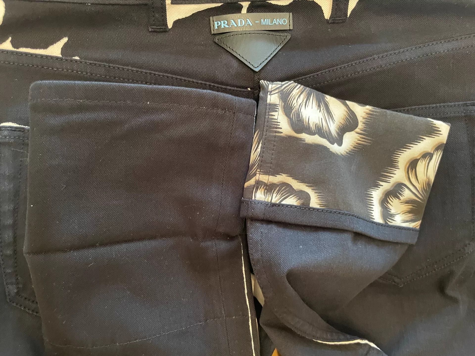 Prada Prada Triangle Logo Casual Pants Size 26" / US 2 / IT 38 - 9 Thumbnail