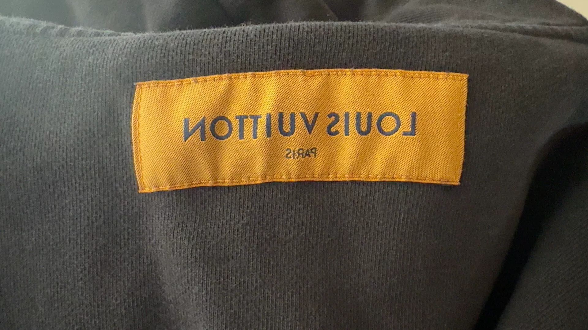 Louis Vuitton Louis Vuitton Unisex Hoodie Size US M / EU 48-50 / 2 - 2 Thumbnail