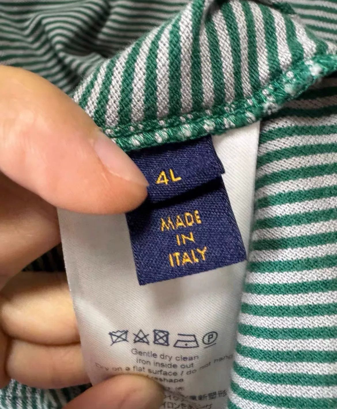 Louis Vuitton Louis Vuitton Small Logo Polo Shirt Size US L / EU 52-54 / 3 - 5 Thumbnail