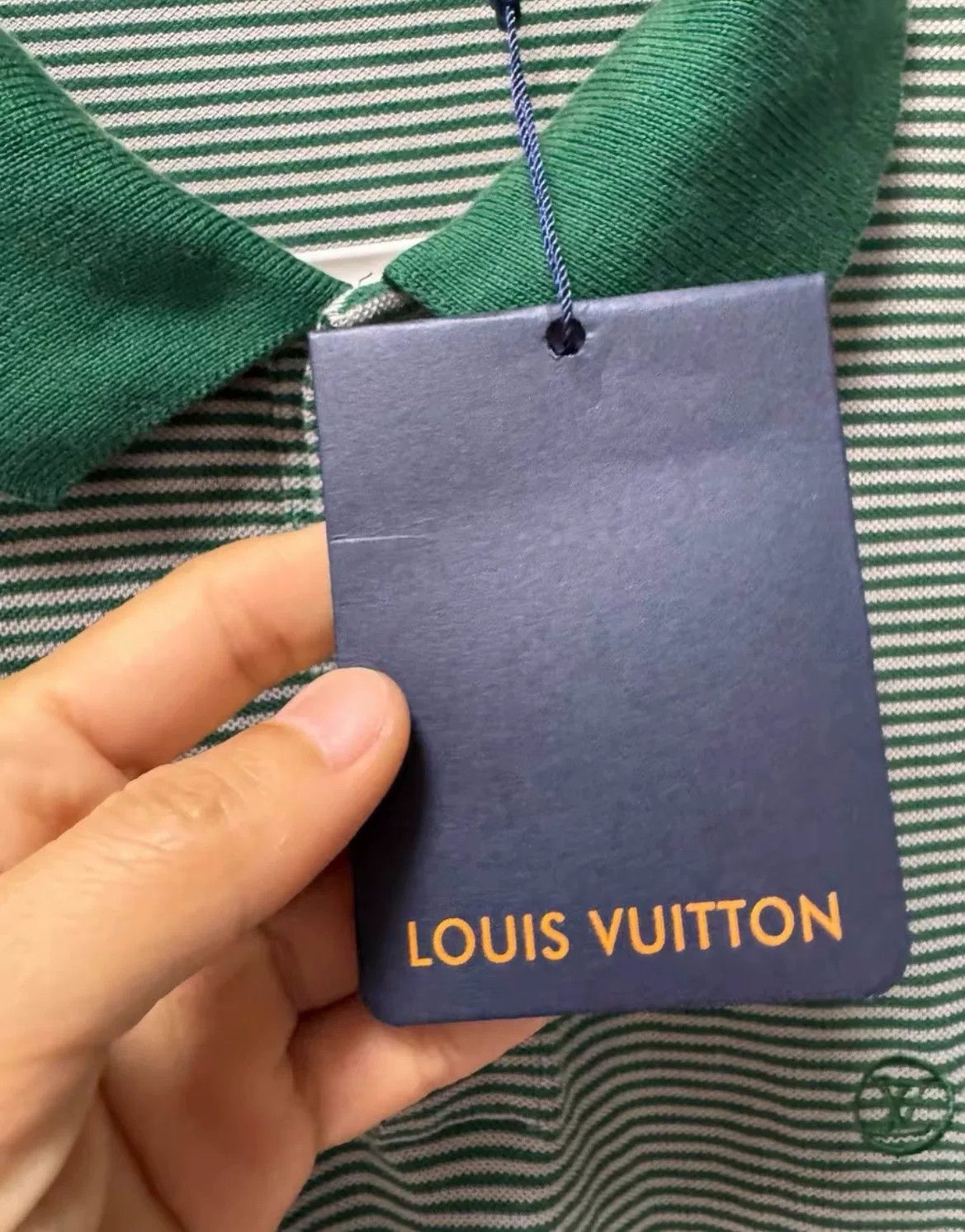 Louis Vuitton Louis Vuitton Small Logo Polo Shirt Size US L / EU 52-54 / 3 - 4 Thumbnail