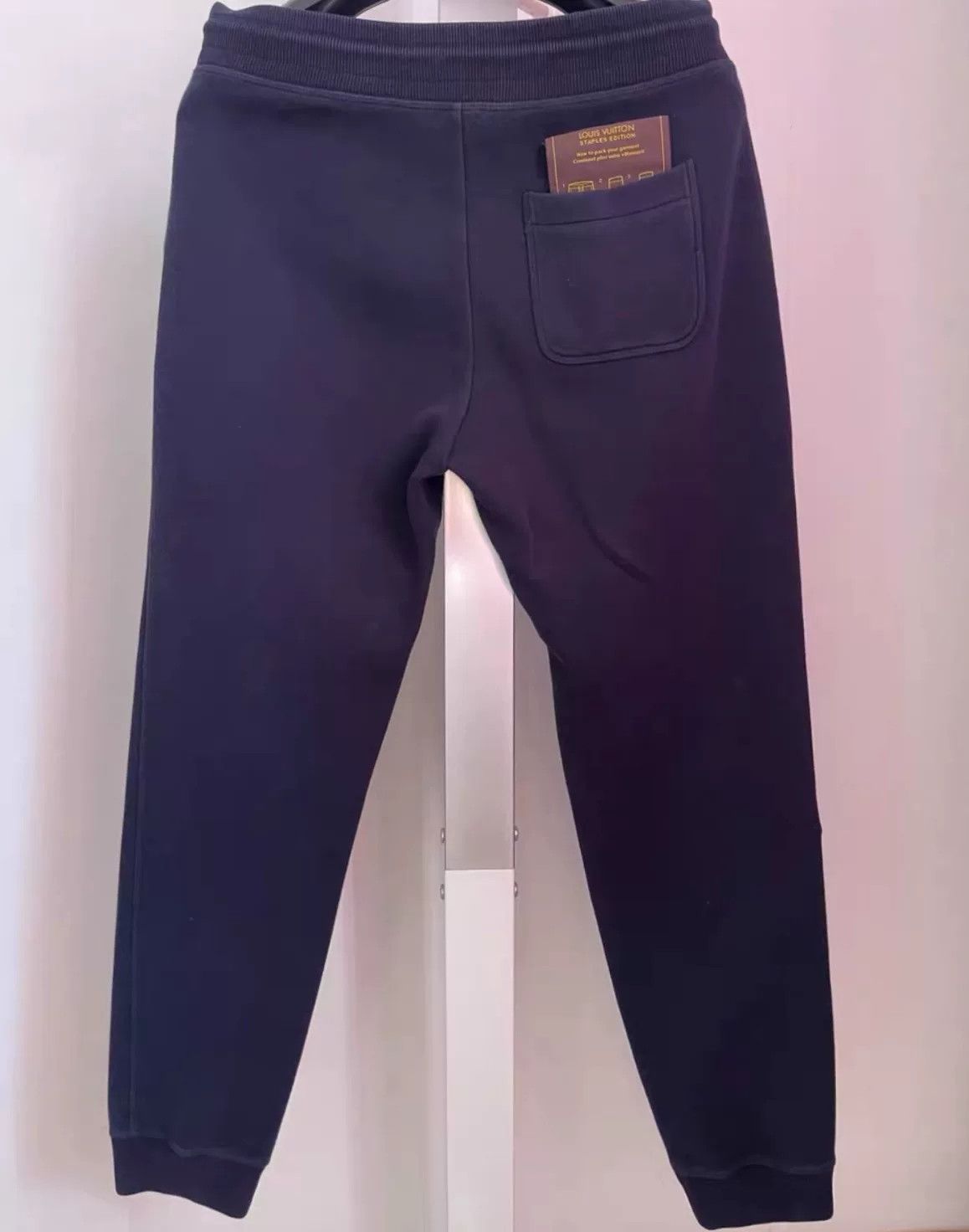 Louis Vuitton Louis Vuitton Sweatpants with Metal Logo Size US 26 / EU 42 - 6 Thumbnail