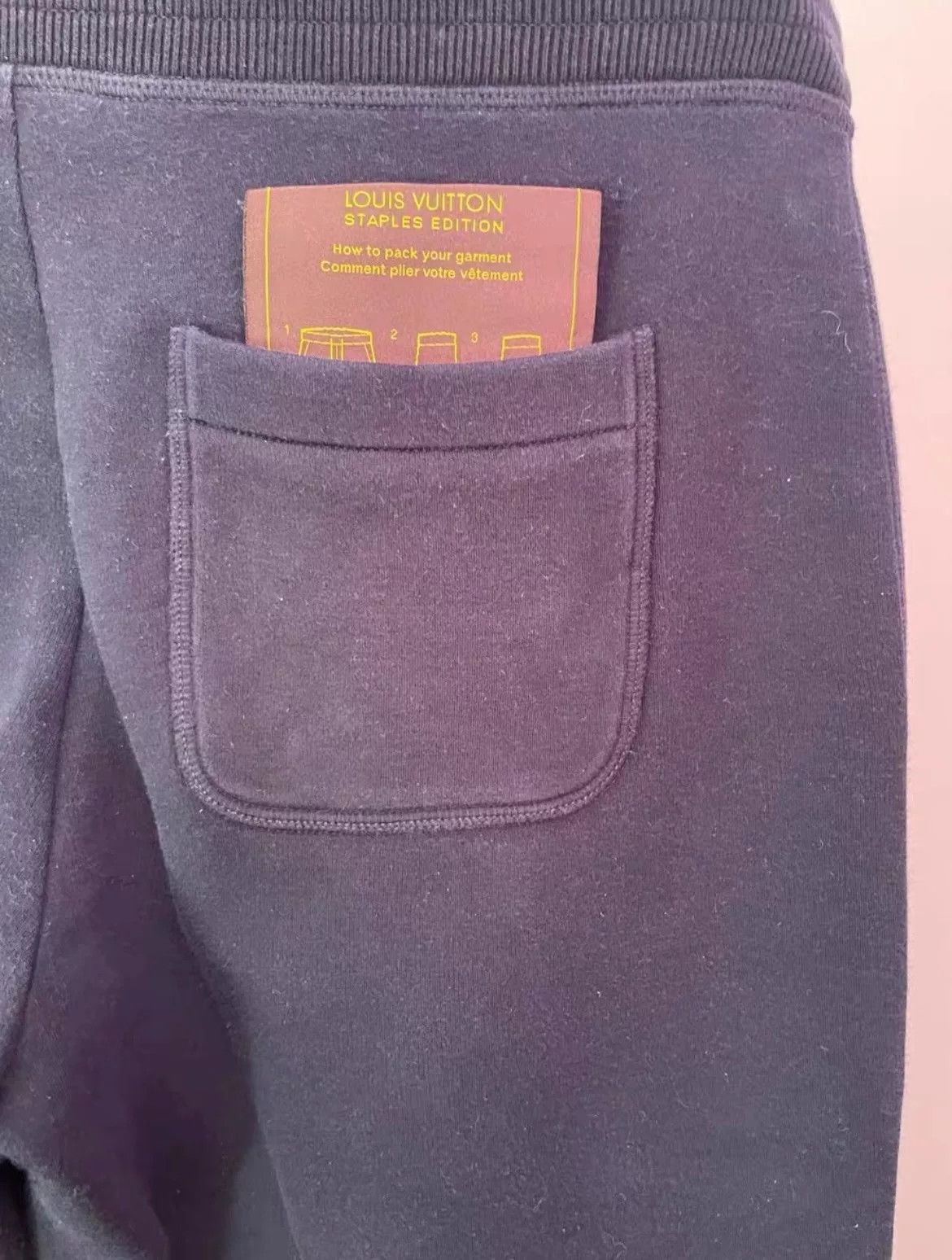 Louis Vuitton Louis Vuitton Sweatpants with Metal Logo Size US 26 / EU 42 - 5 Thumbnail
