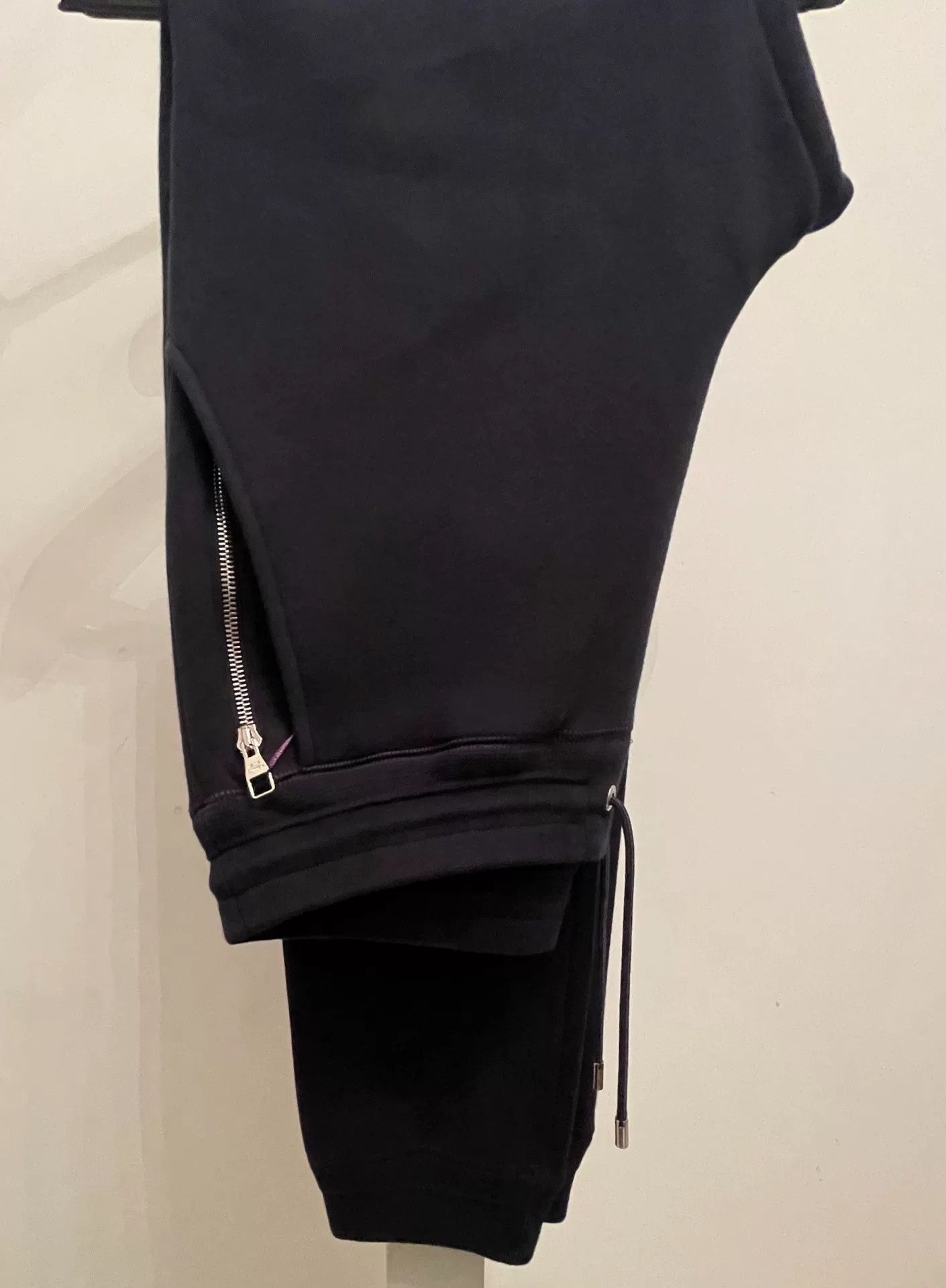 Louis Vuitton Louis Vuitton Hoodie & Pants Set Size US M / EU 48-50 / 2 - 5 Thumbnail