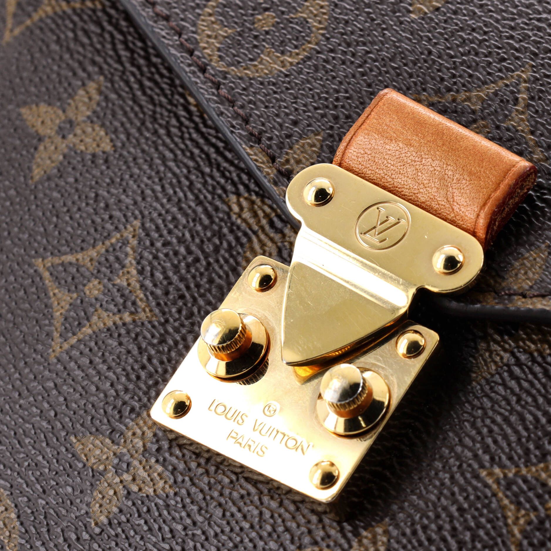 Louis Vuitton Pochette Metis Size ONE SIZE - 6 Thumbnail