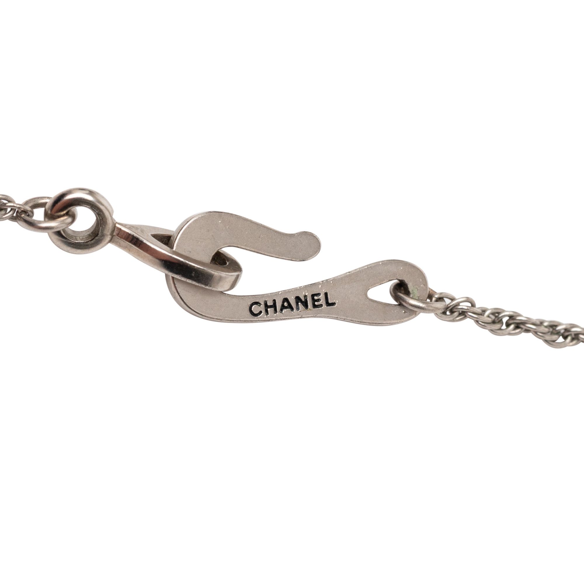 Chanel Chanel Silver Plated Rhinestone Flower Pendant Necklace Size ONE SIZE - 4 Thumbnail
