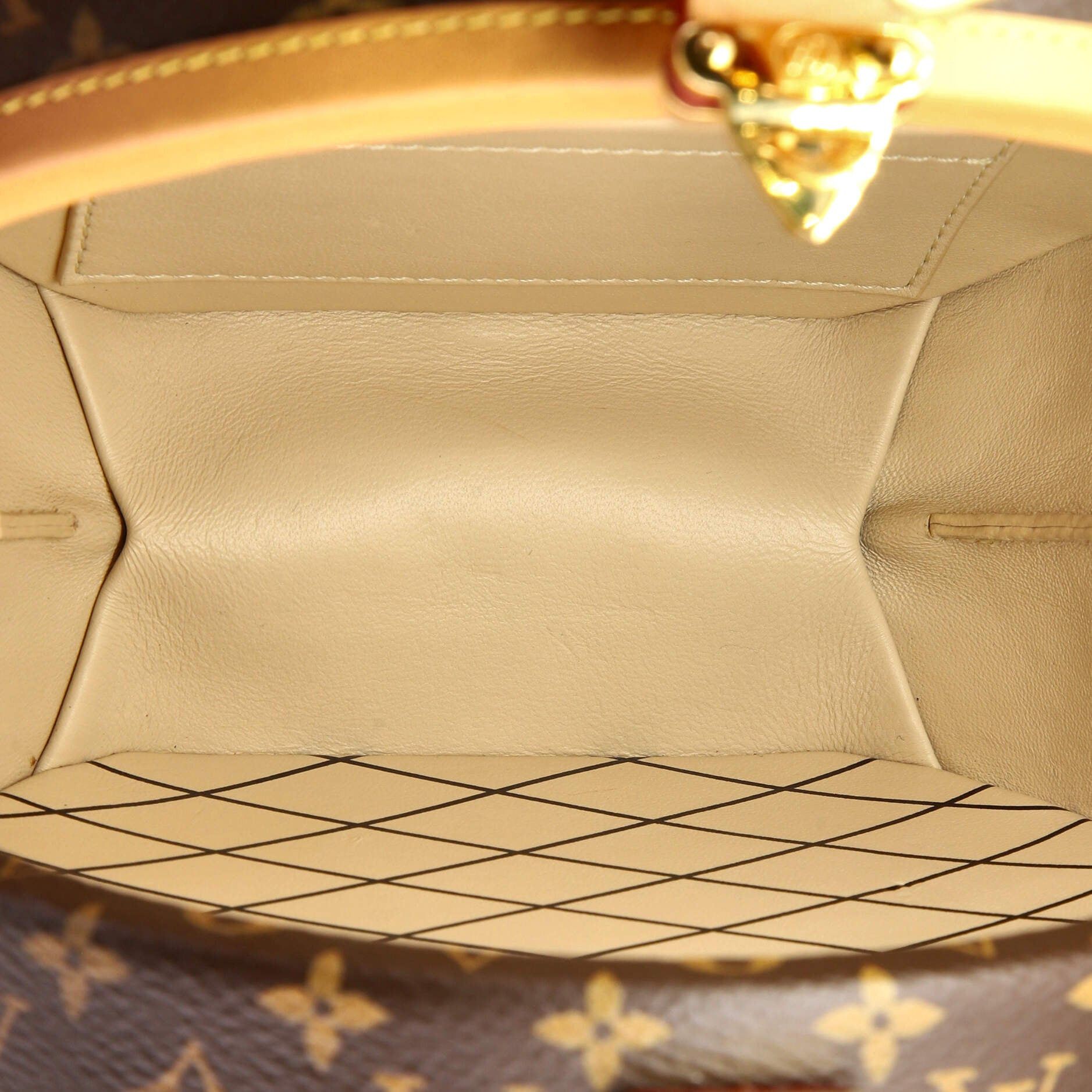Louis Vuitton Petite Boite Chapeau Bag Size ONE SIZE - 5 Thumbnail