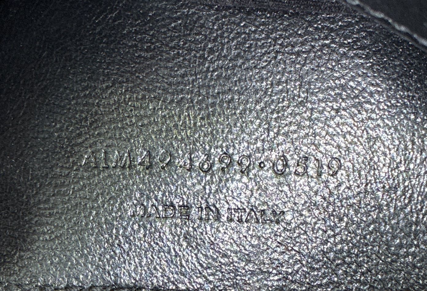 Saint Laurent Paris Loulou Shoulder Bag Size ONE SIZE - 9 Thumbnail