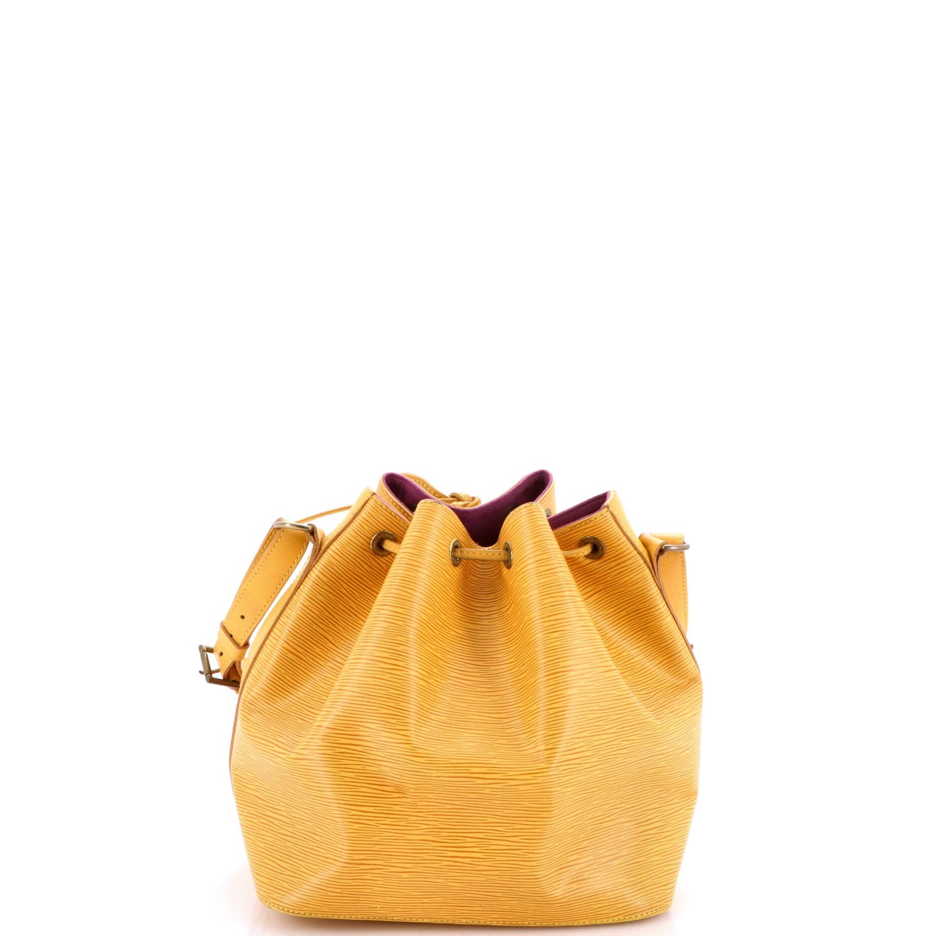 Louis Vuitton Alma Handbag Size ONE SIZE - 3 Thumbnail