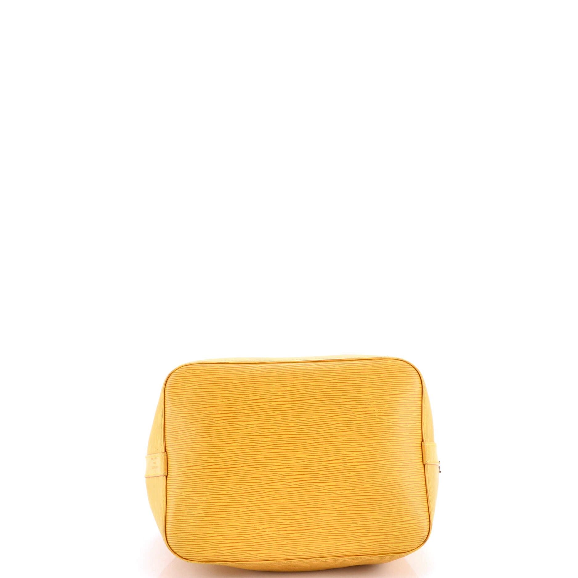 Louis Vuitton Alma Handbag Size ONE SIZE - 4 Thumbnail