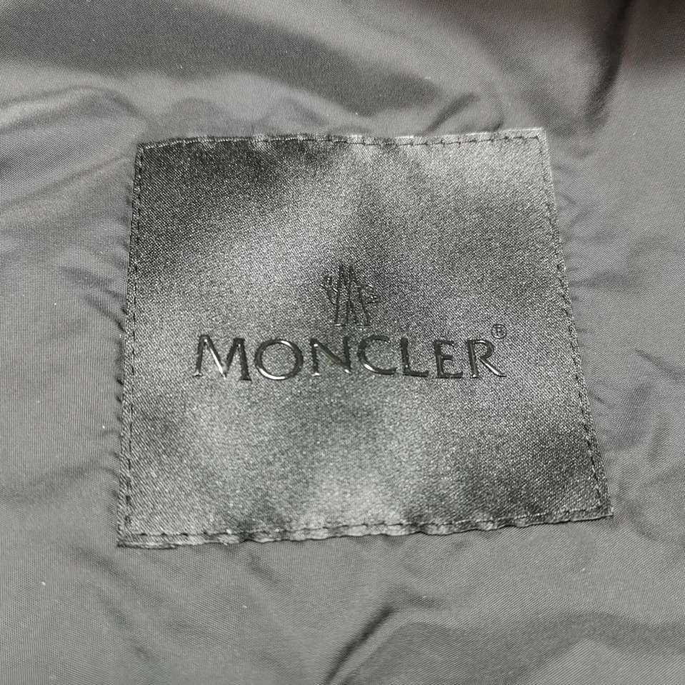 Moncler Moncler Solid Color Hooded Jacket Size M Size US M / EU 48-50 / 2 - 9 Thumbnail