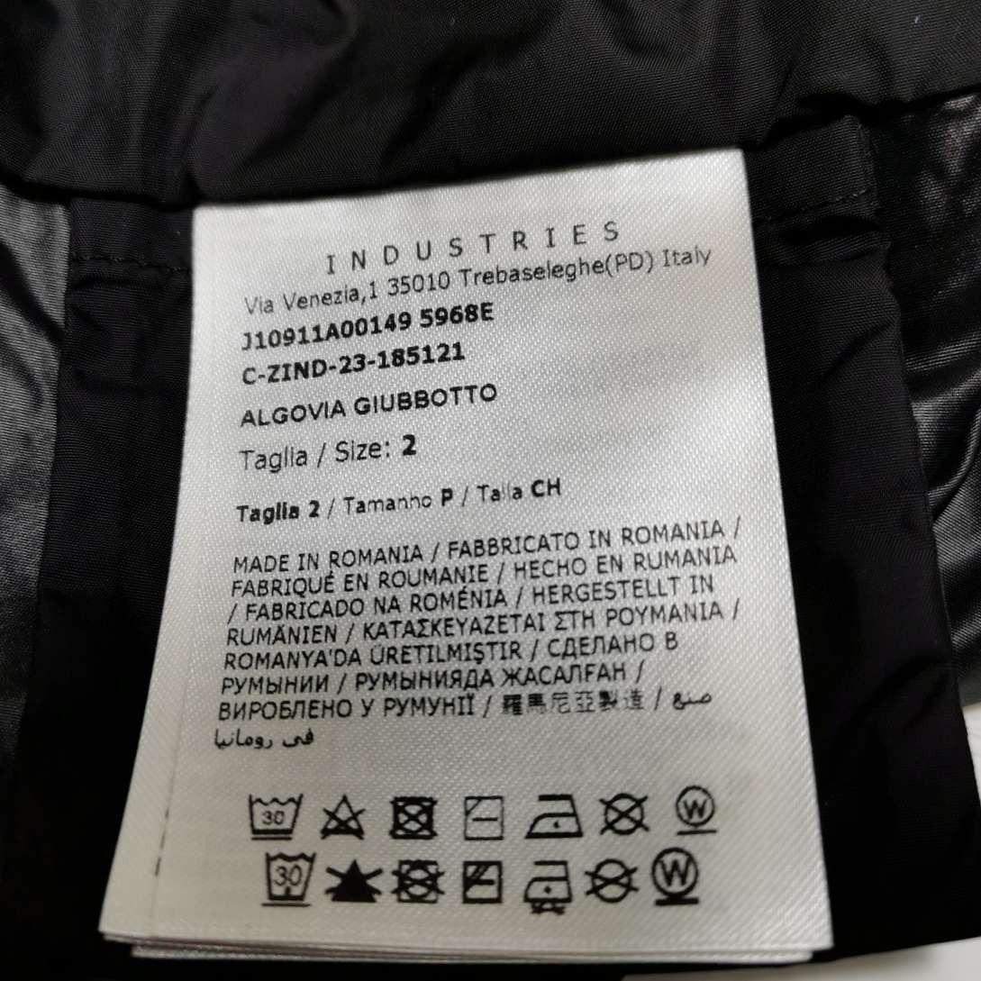 Moncler Moncler Solid Color Hooded Jacket Size M Size US M / EU 48-50 / 2 - 11 Thumbnail