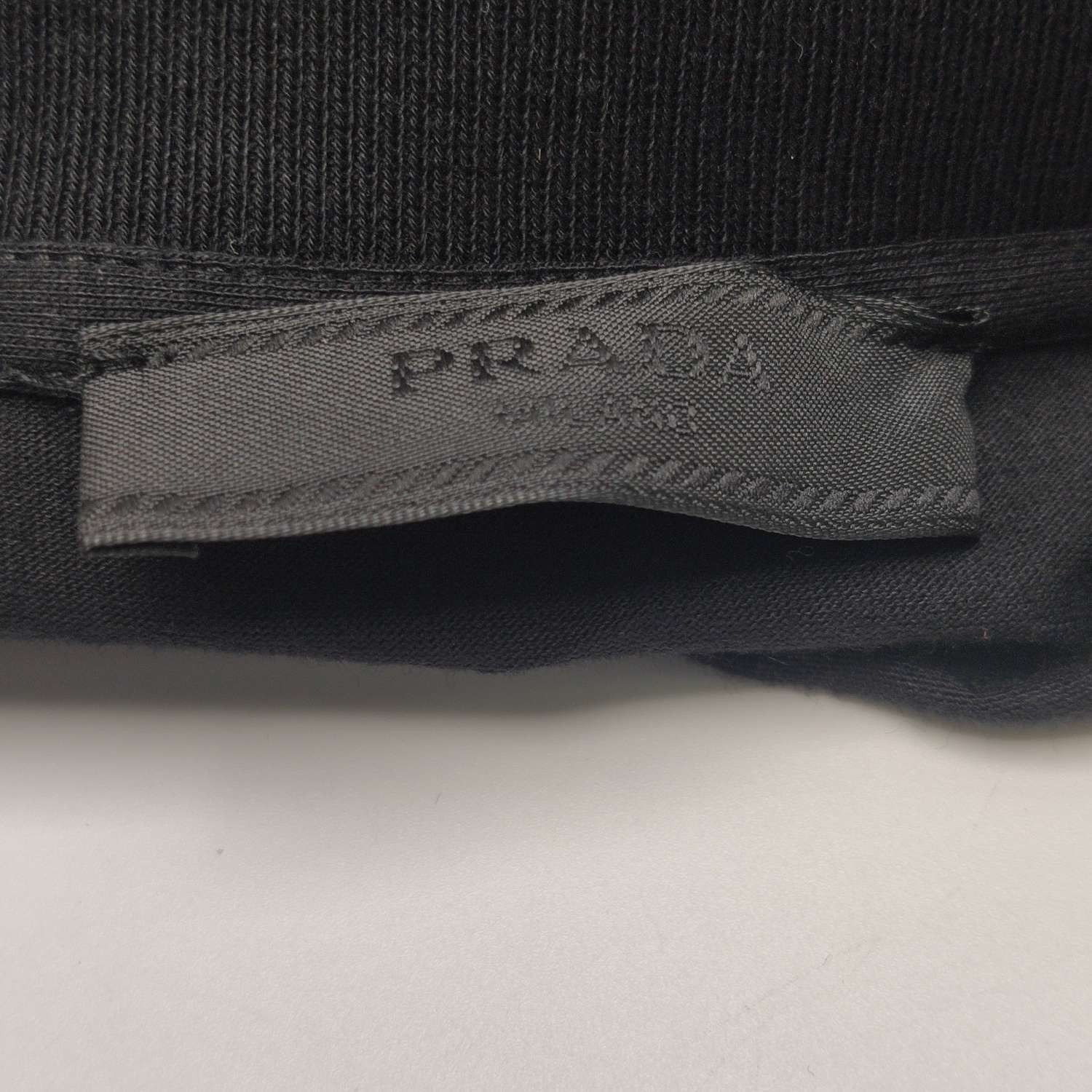Prada Prada L Cotton Solid Round Neck Short-Sleeve T-Shirt Size US 36 / EU 52 - 7 Thumbnail