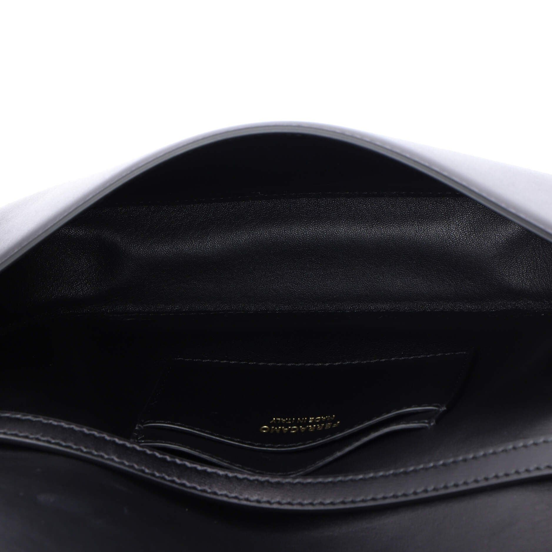 Salvatore Ferragamo Fiamma Chain Crossbody Bag Size ONE SIZE - 5 Thumbnail