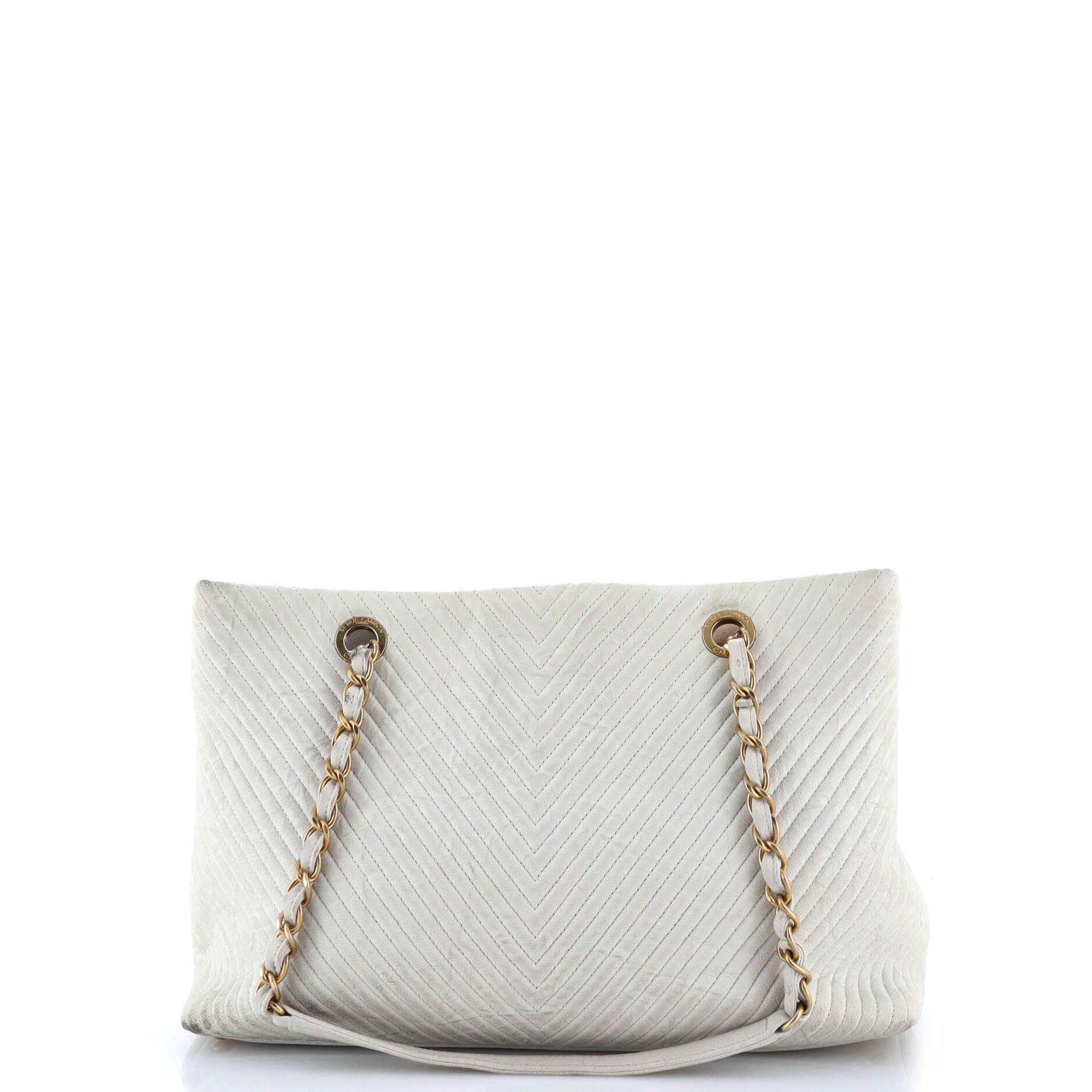 Chanel Medallion Charm Tote Size ONE SIZE - 3 Thumbnail