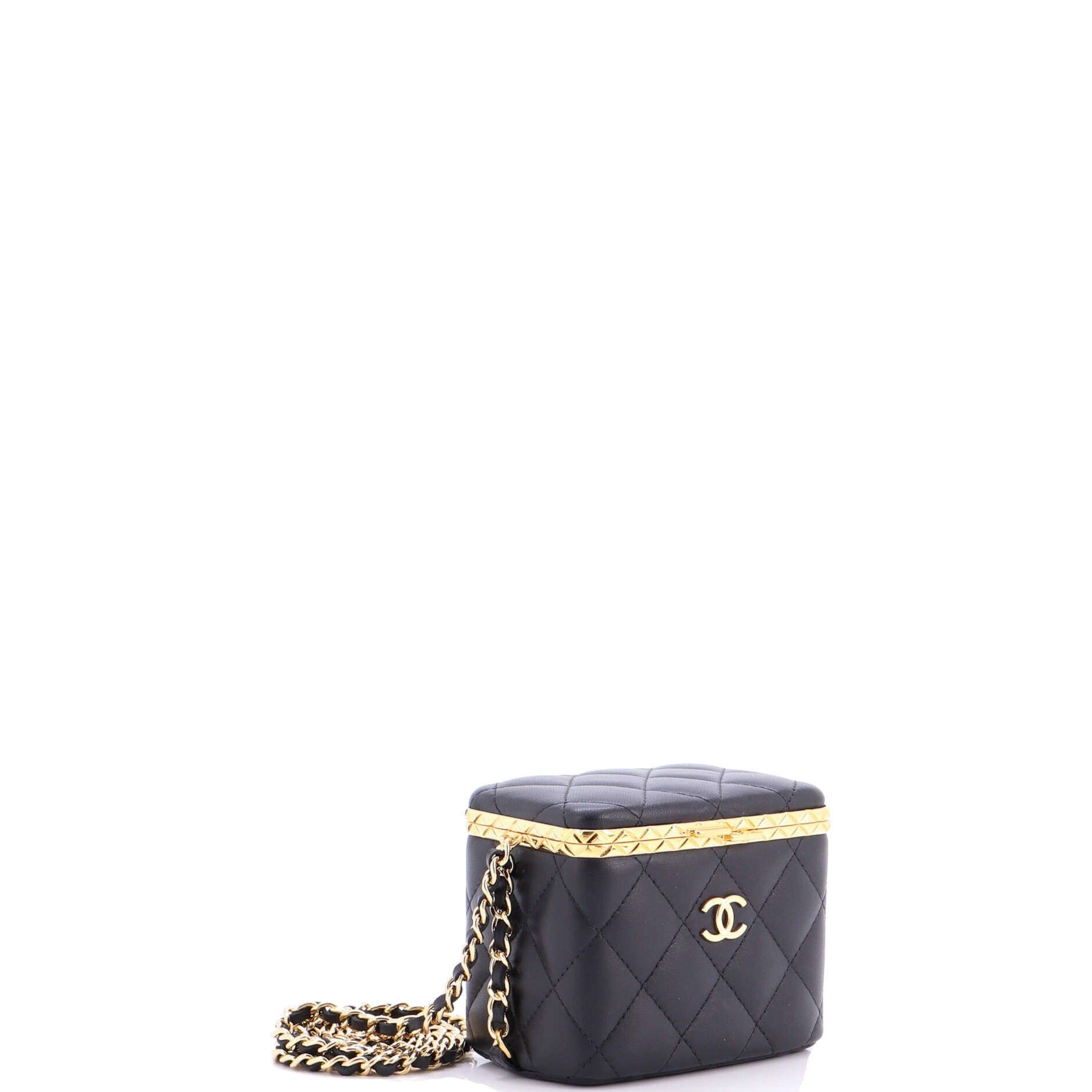 Chanel Lock Frame Vanity Case with Chain Size ONE SIZE - 2 Thumbnail
