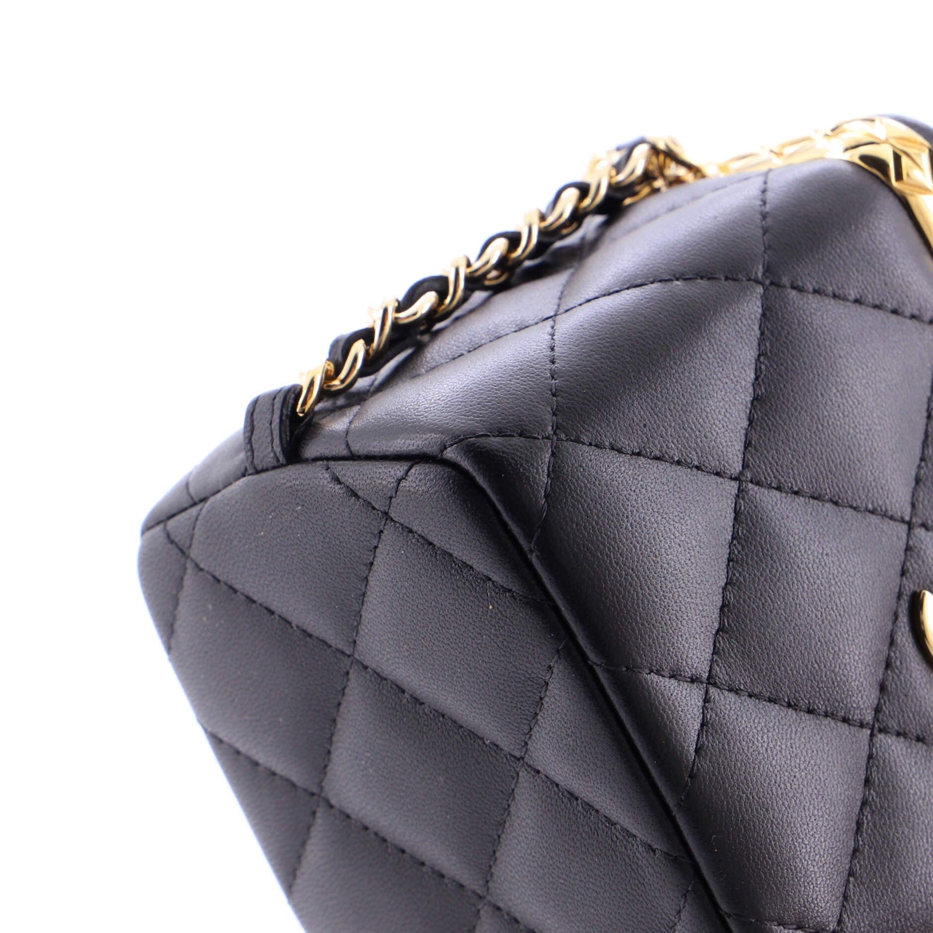 Chanel Lock Frame Vanity Case with Chain Size ONE SIZE - 6 Thumbnail