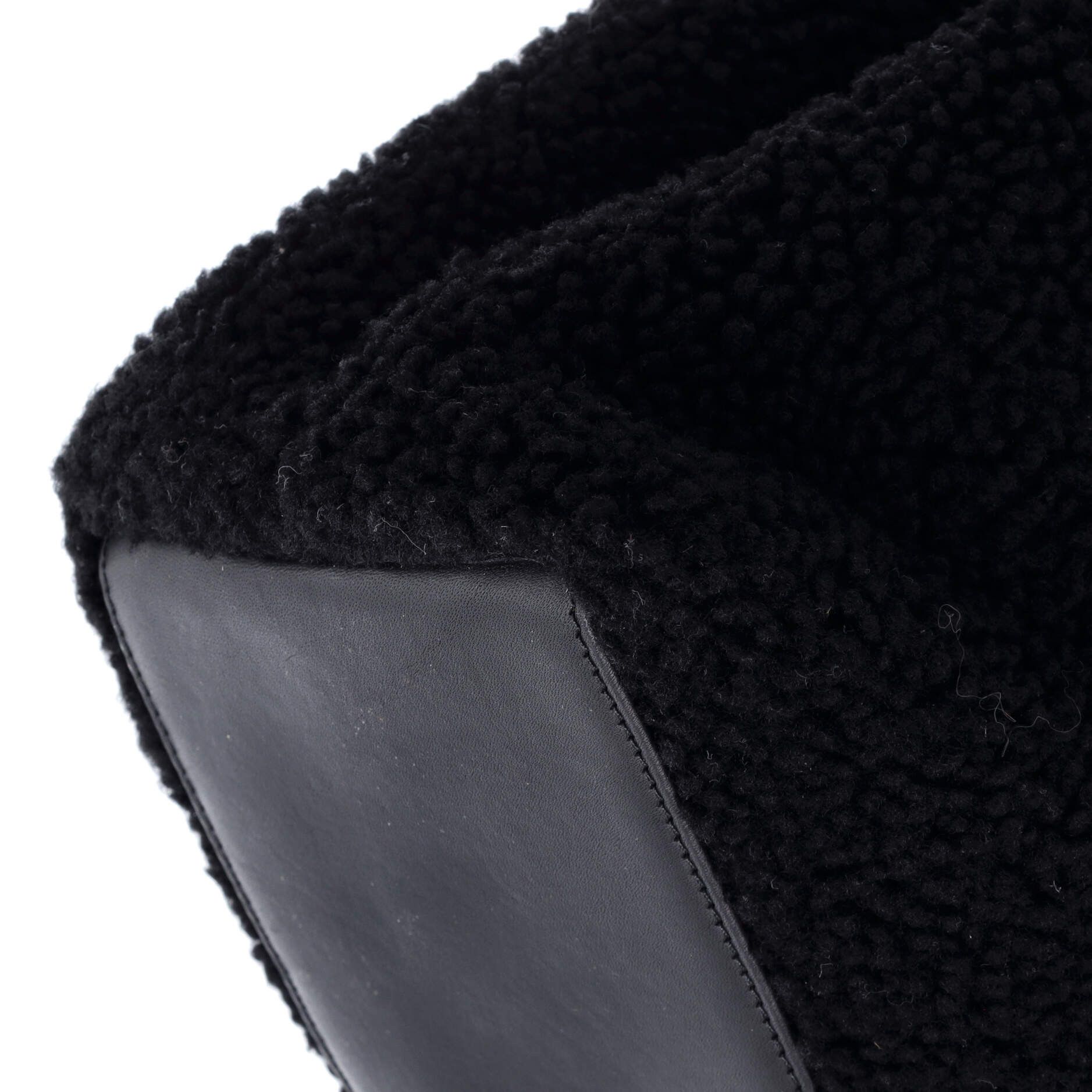 Saint Laurent Paris Loulou Shoulder Bag Size ONE SIZE - 6 Thumbnail