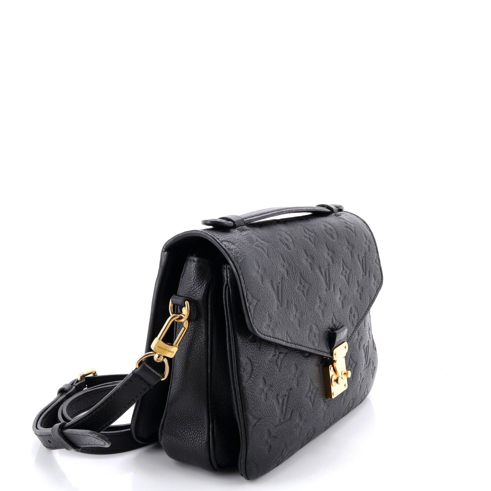 Louis Vuitton Pochette Metis Size ONE SIZE - 2 Thumbnail