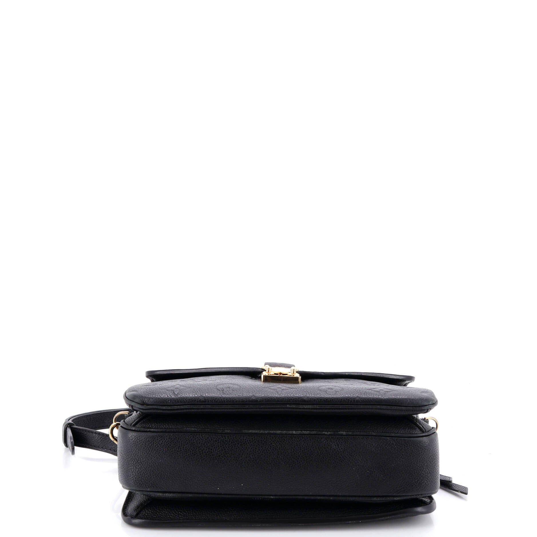 Louis Vuitton Pochette Metis Size ONE SIZE - 4 Thumbnail