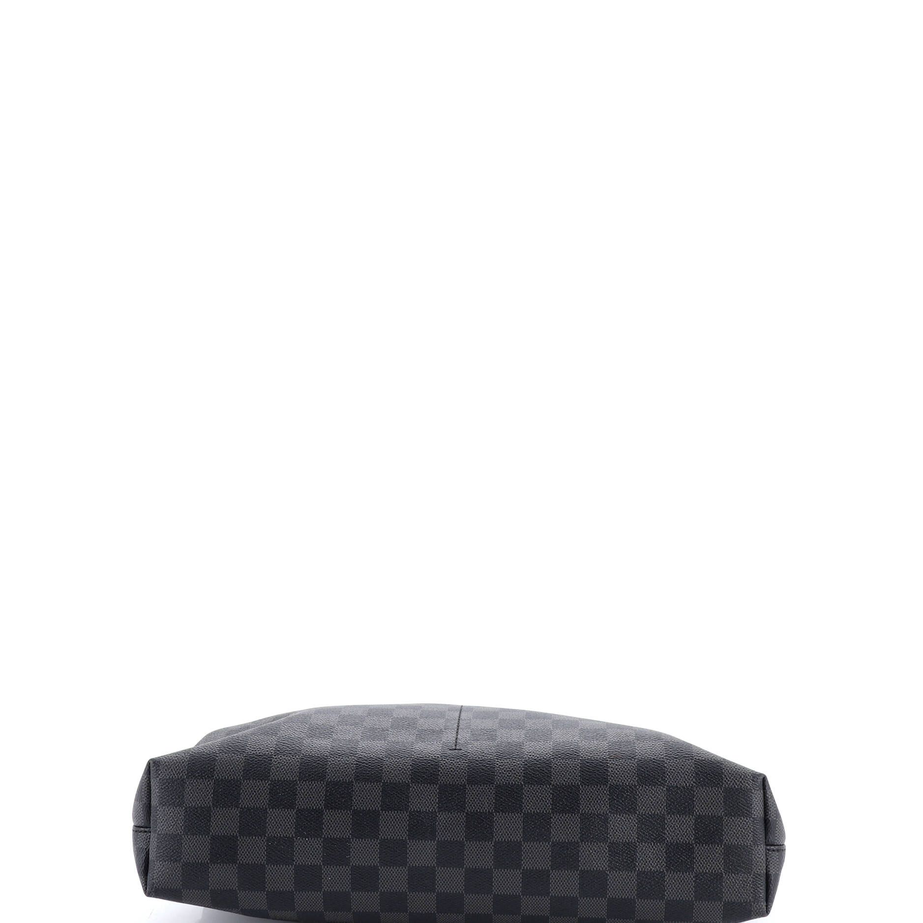 Louis Vuitton 7 Days A Week Handbag Size ONE SIZE - 4 Thumbnail