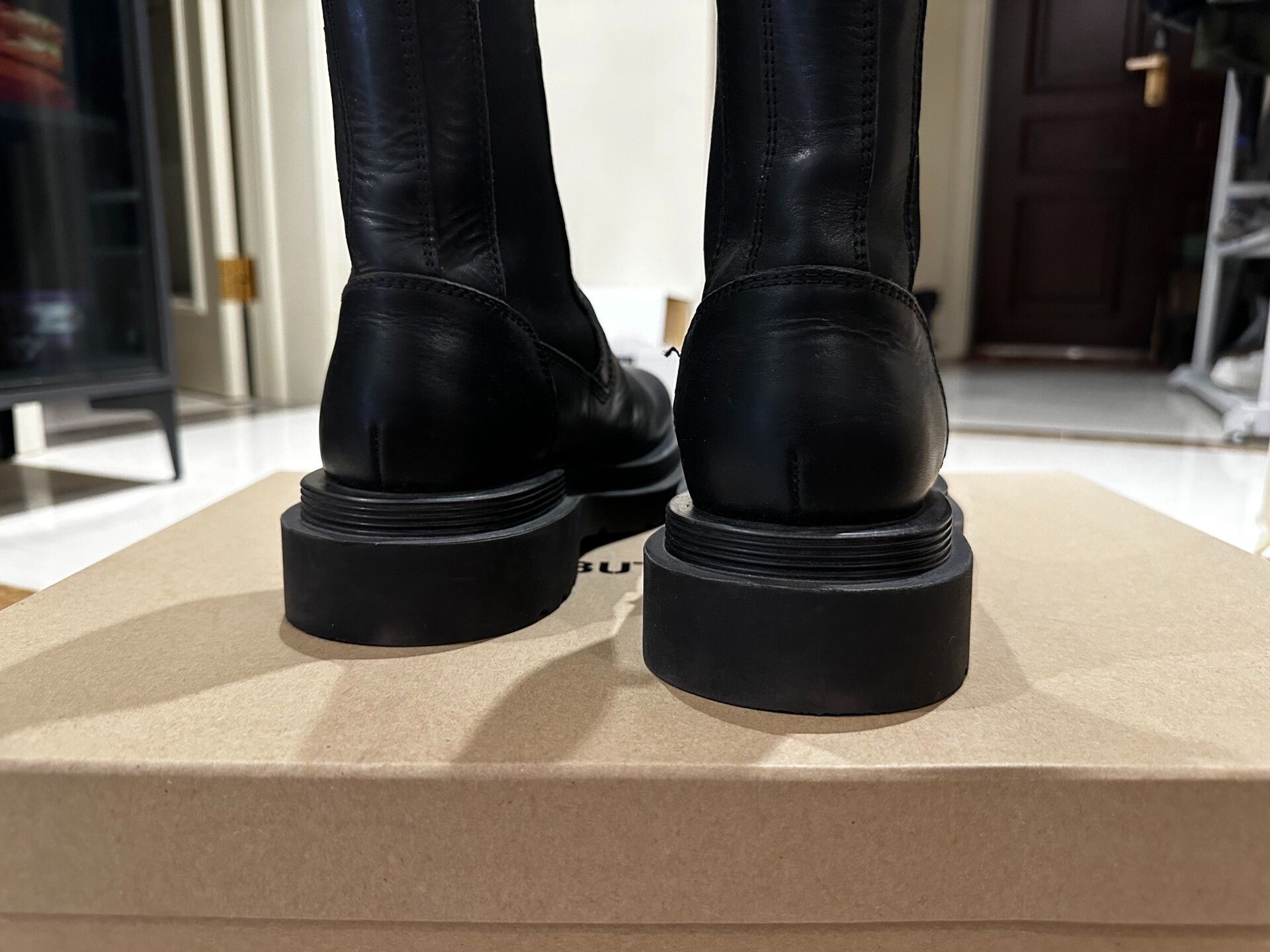 Buttero Buttero Women's Italian Leather Chelsea Boots Size US 6 / IT 36 - 4 Thumbnail