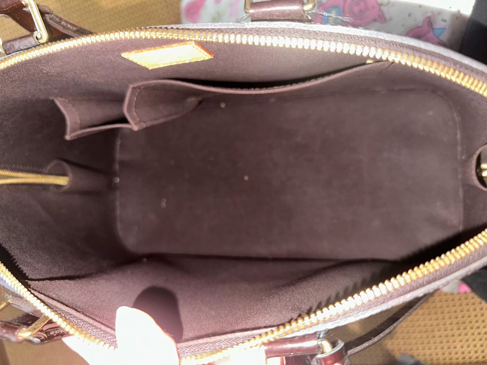 LVC Louis Vuitton Cherry Red Shoulder Bag Size ONE SIZE - 3 Thumbnail