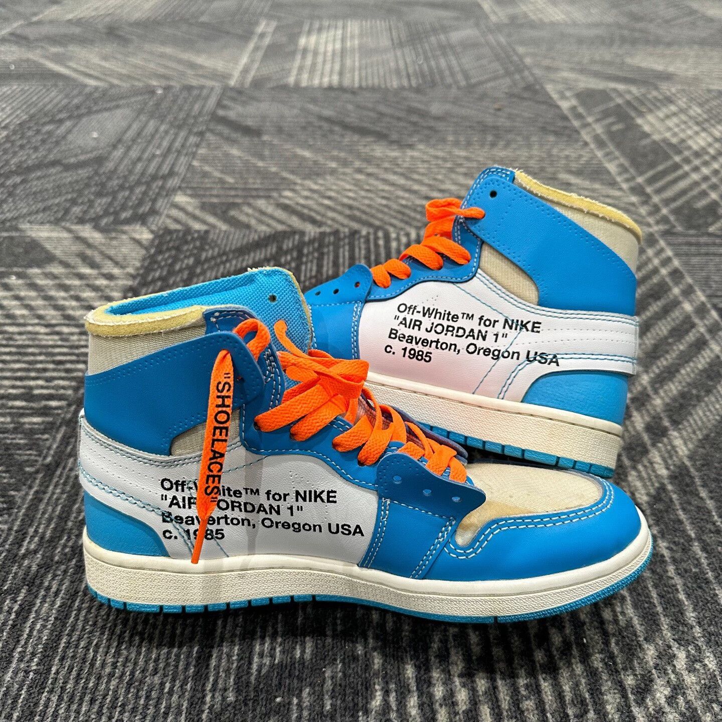 Jordan Brand Off-White Air Jordan 1 UNC Sneakers Size US 7.5 / EU 40-41 - 5 Thumbnail