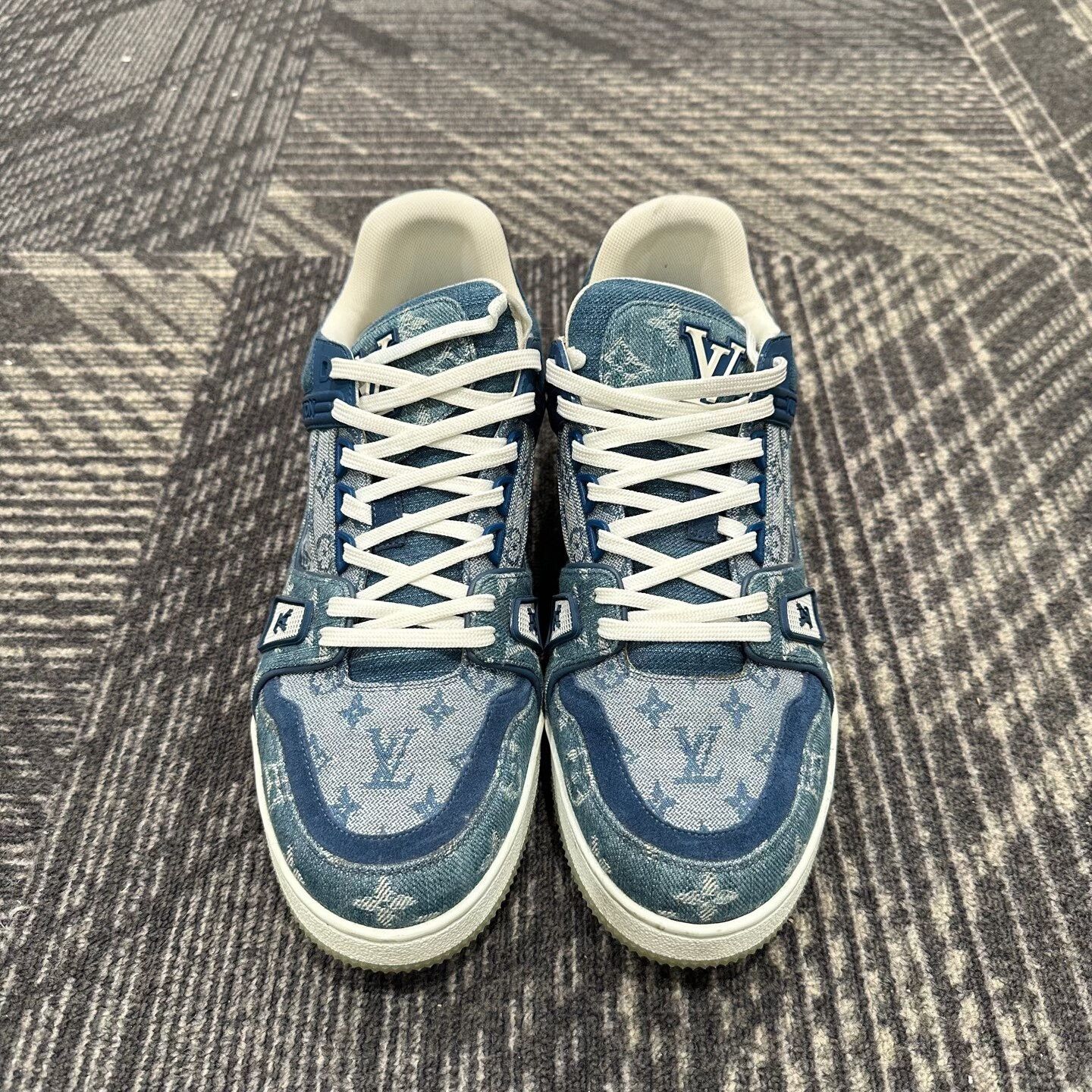 Louis Vuitton Louis Vuitton Blue Denim Trainer Sneakers Size US 8.5 / EU 41-42 - 2 Thumbnail