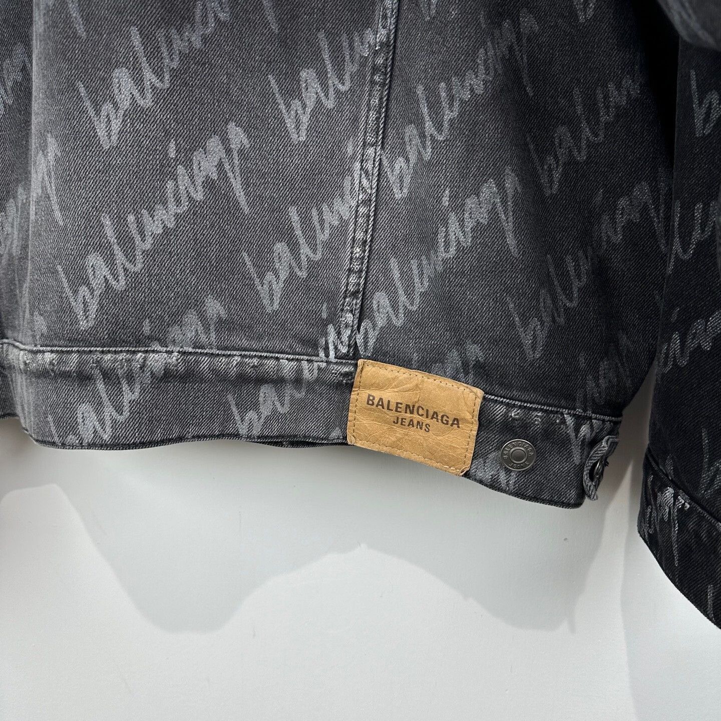 Balenciaga Balenciaga Oversized Denim Jacket with Logo Size US M / EU 48-50 / 2 - 5 Thumbnail