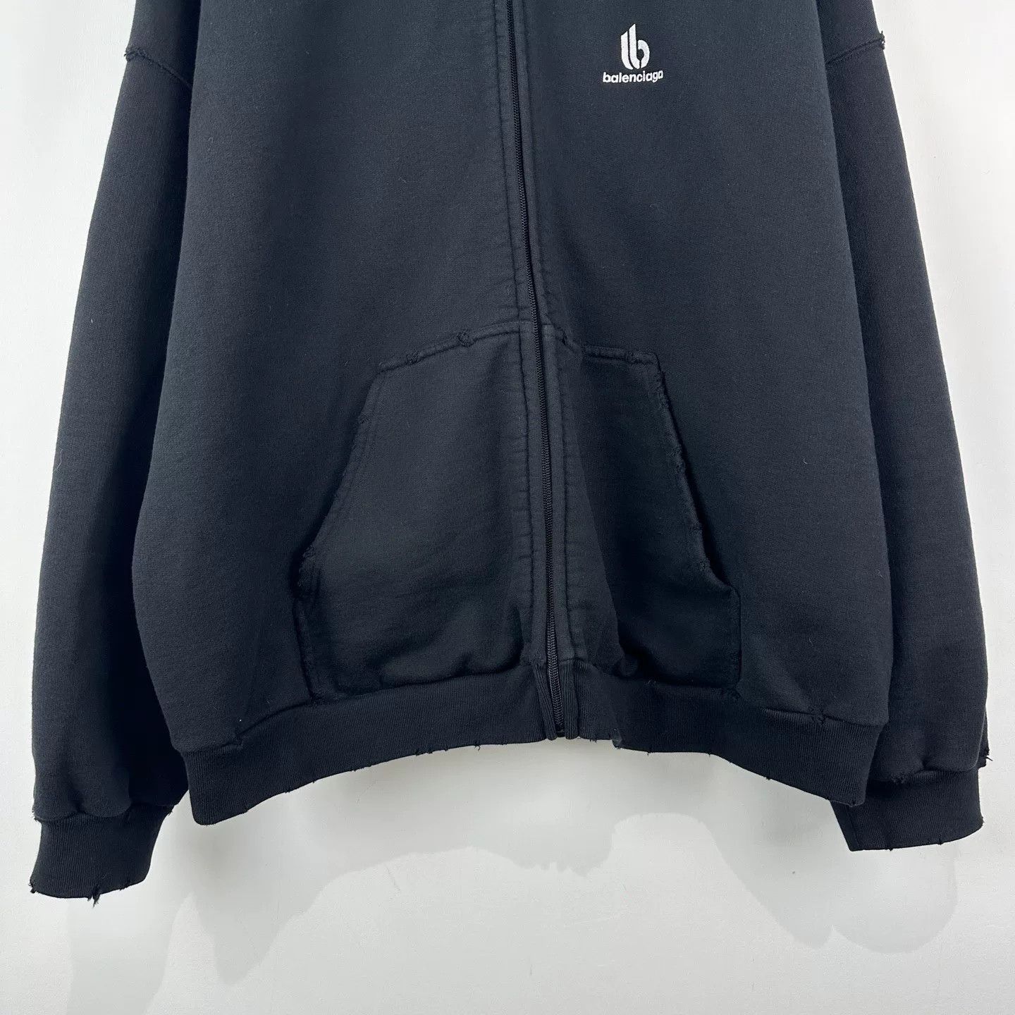 Balenciaga Balenciaga Logo Zip-Up Hoodie Jacket Size US XL / EU 56 / 4 - 4 Thumbnail