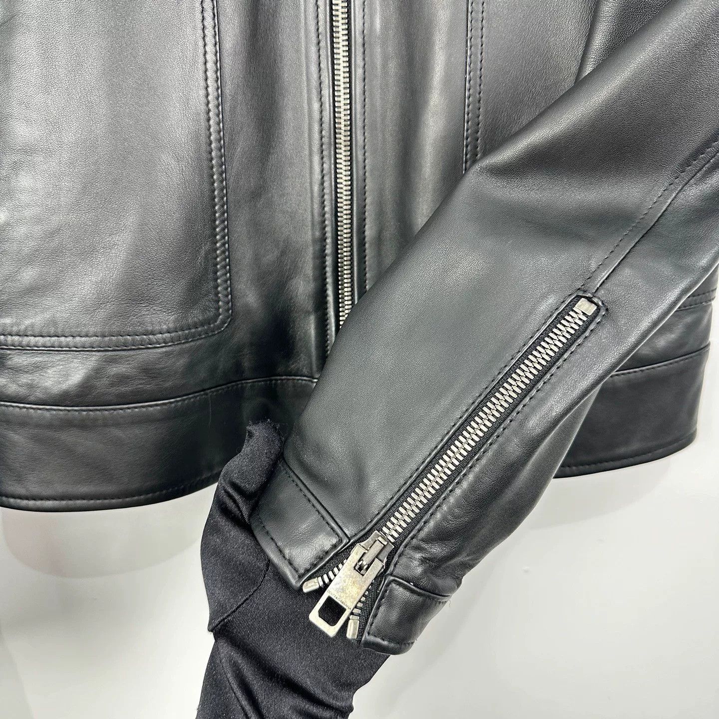 Dolce & Gabbana Dolce&Gabbana Black Leather Jacket Size 46 Size US S / EU 44-46 / 1 - 4 Thumbnail
