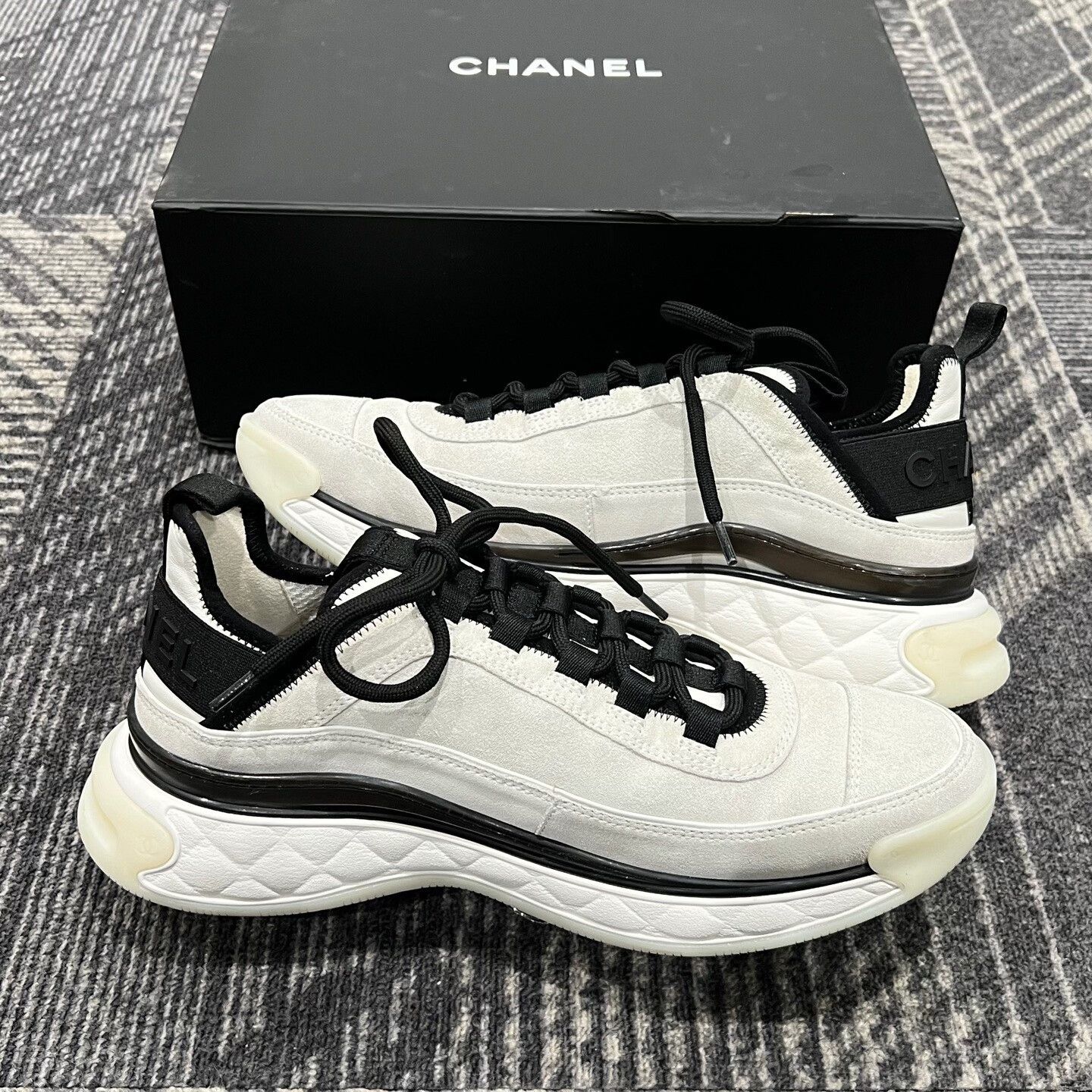 Chanel Chanel Black and White Panda Sneakers Size US 8 / EU 41 - 5 Thumbnail