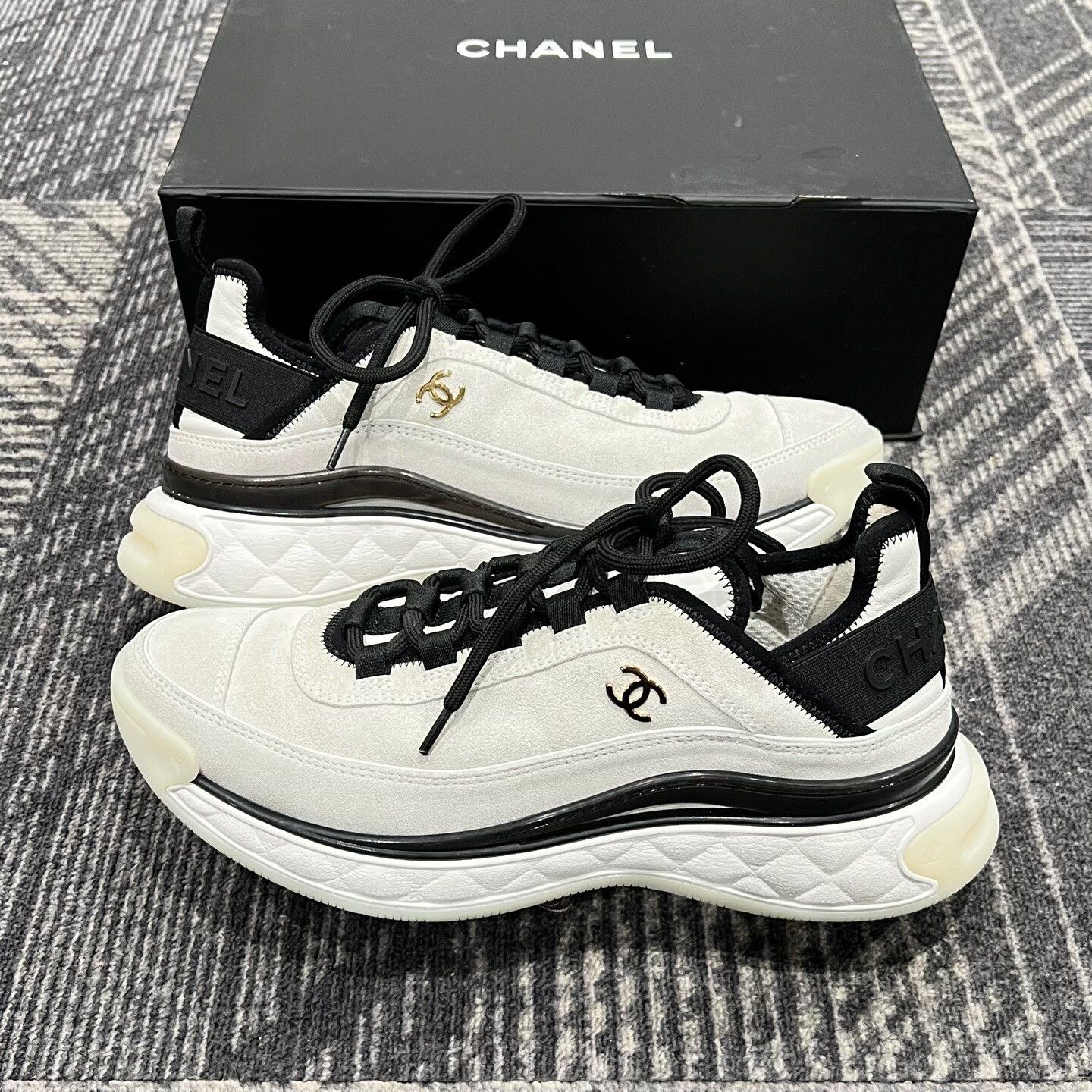 Chanel Chanel Black and White Panda Sneakers Size US 8 / EU 41 - 4 Thumbnail