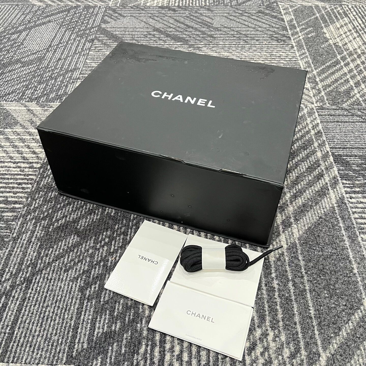 Chanel Chanel Black and White Panda Sneakers Size US 8 / EU 41 - 8 Thumbnail