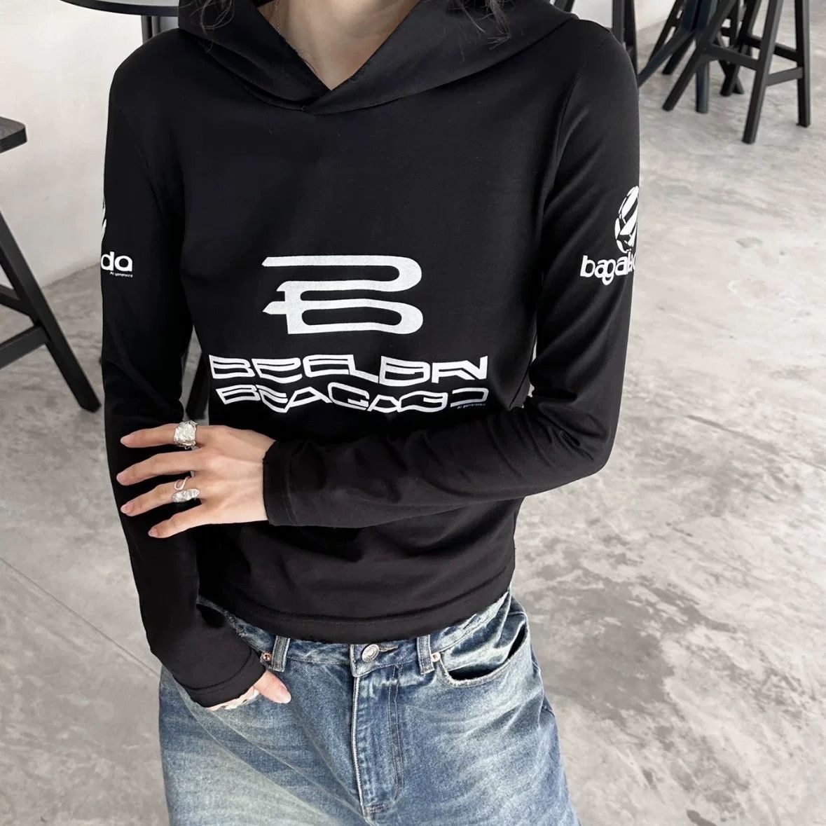 Balenciaga Balenciaga Logo Hoodie Black Size M Size US M / EU 48-50 / 2 - 9 Thumbnail