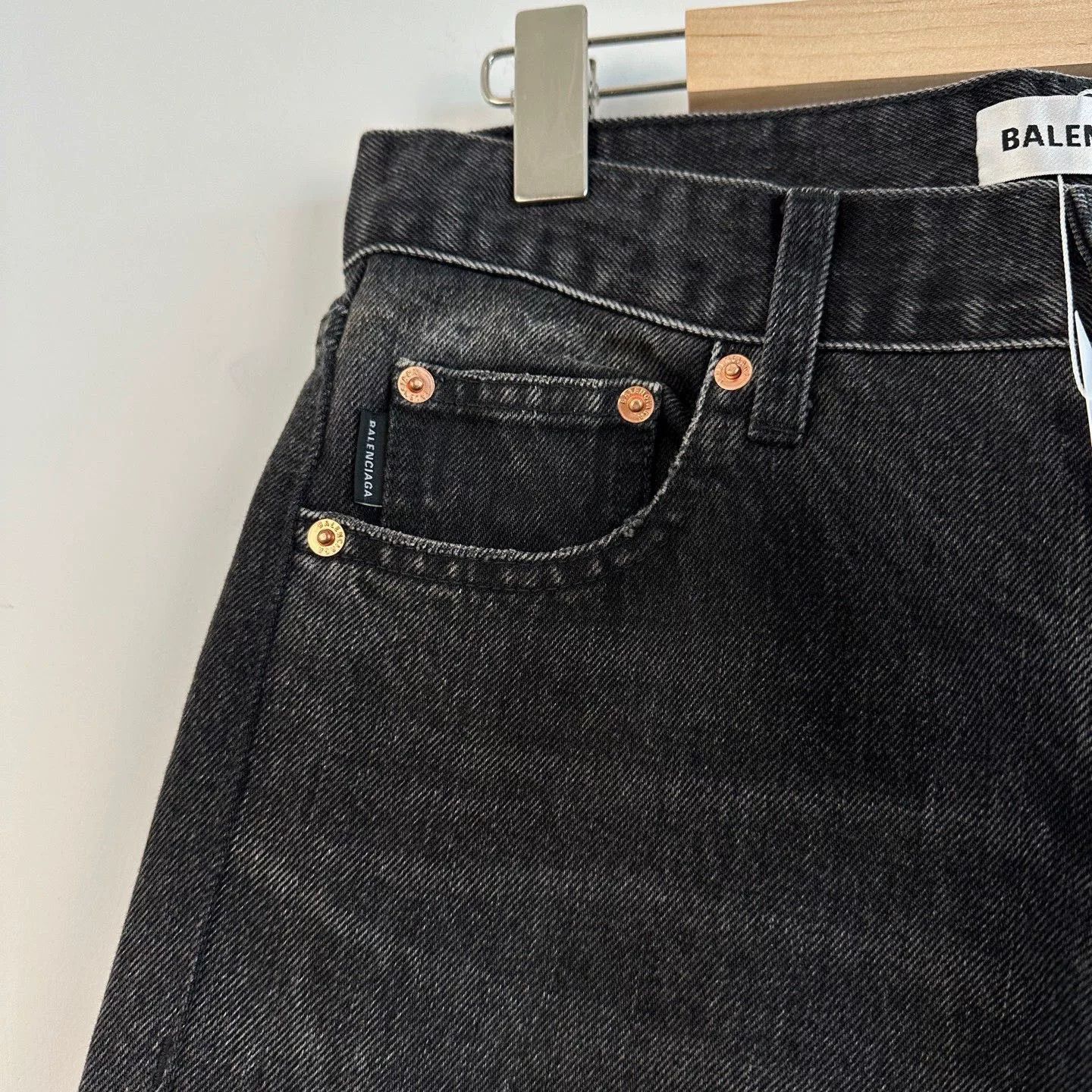 Balenciaga Balenciaga Distressed Denim Pants Size 26 Size 26" / US 2 / IT 38 - 4 Thumbnail