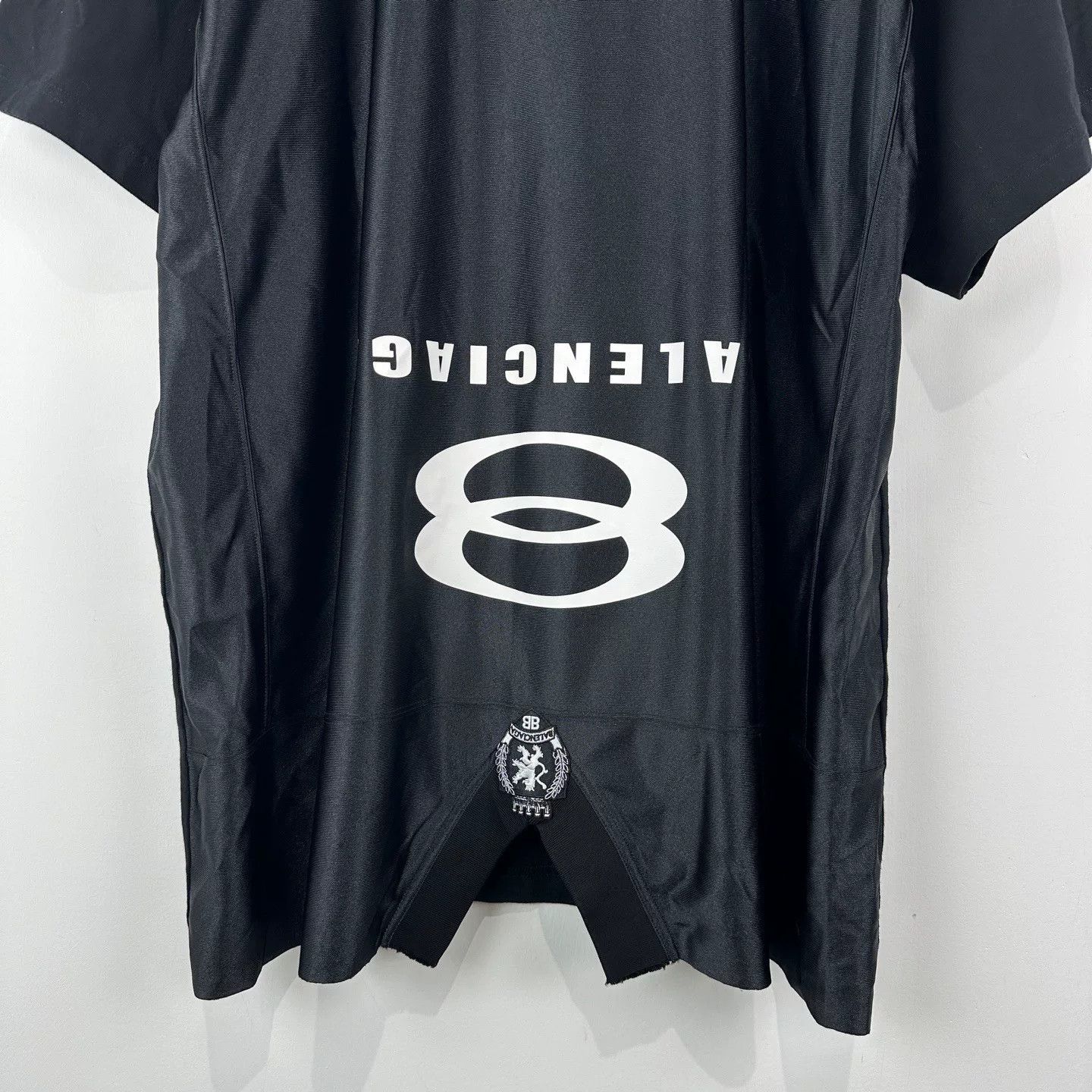 Balenciaga Balenciaga Ski Short Sleeve Shirt Size US XL / EU 56 / 4 - 4 Thumbnail