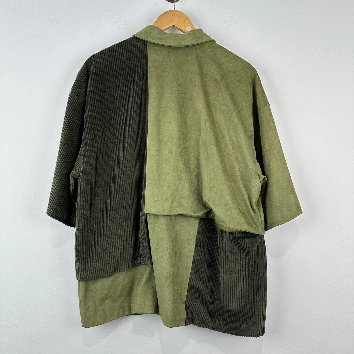 John Galliano Galliano Landor Suede and Corduroy Shirt Size US L / EU 52-54 / 3 - 2 Thumbnail