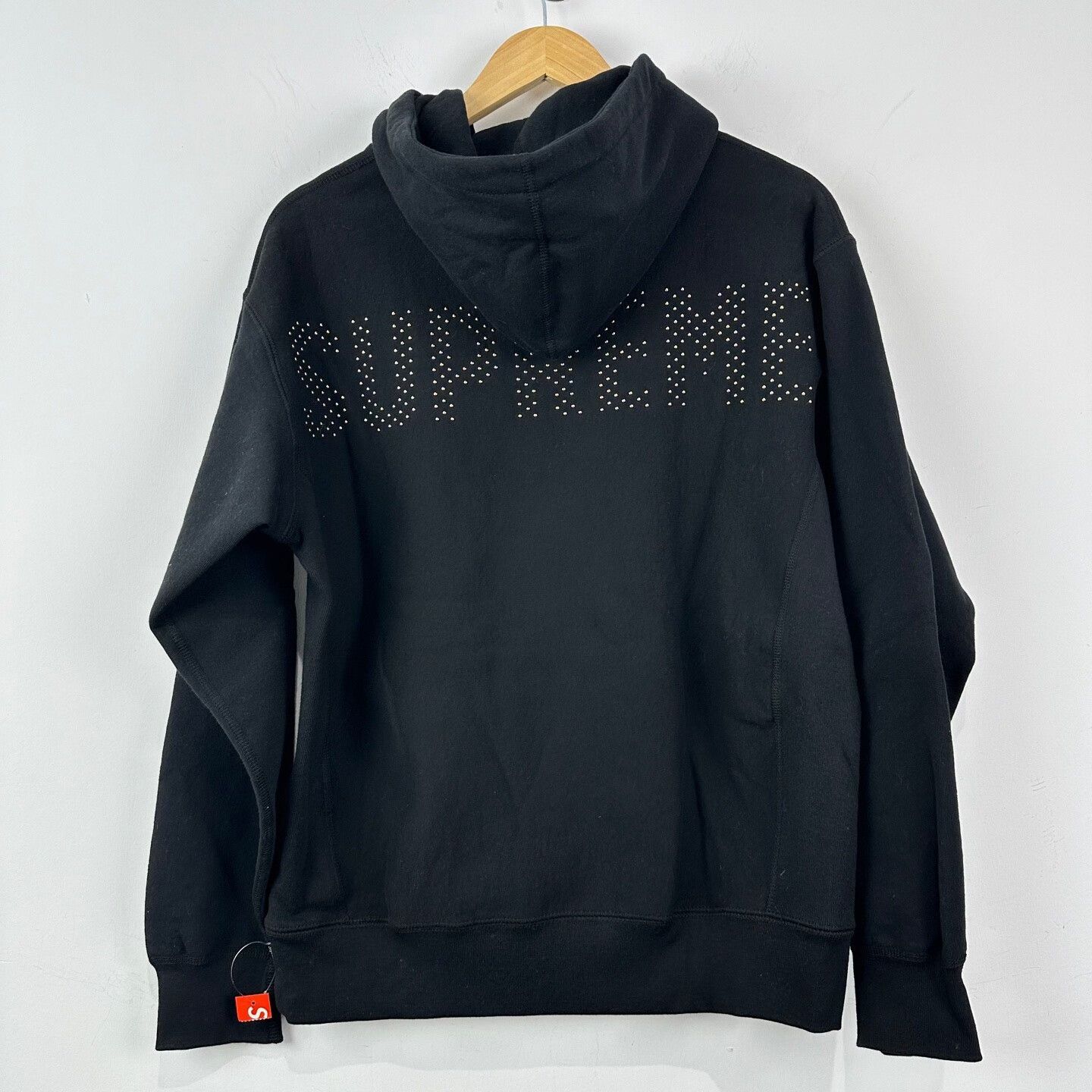 Supreme Supreme Studded Logo Hoodie in Black Size US S / EU 44-46 / 1 - 2 Thumbnail